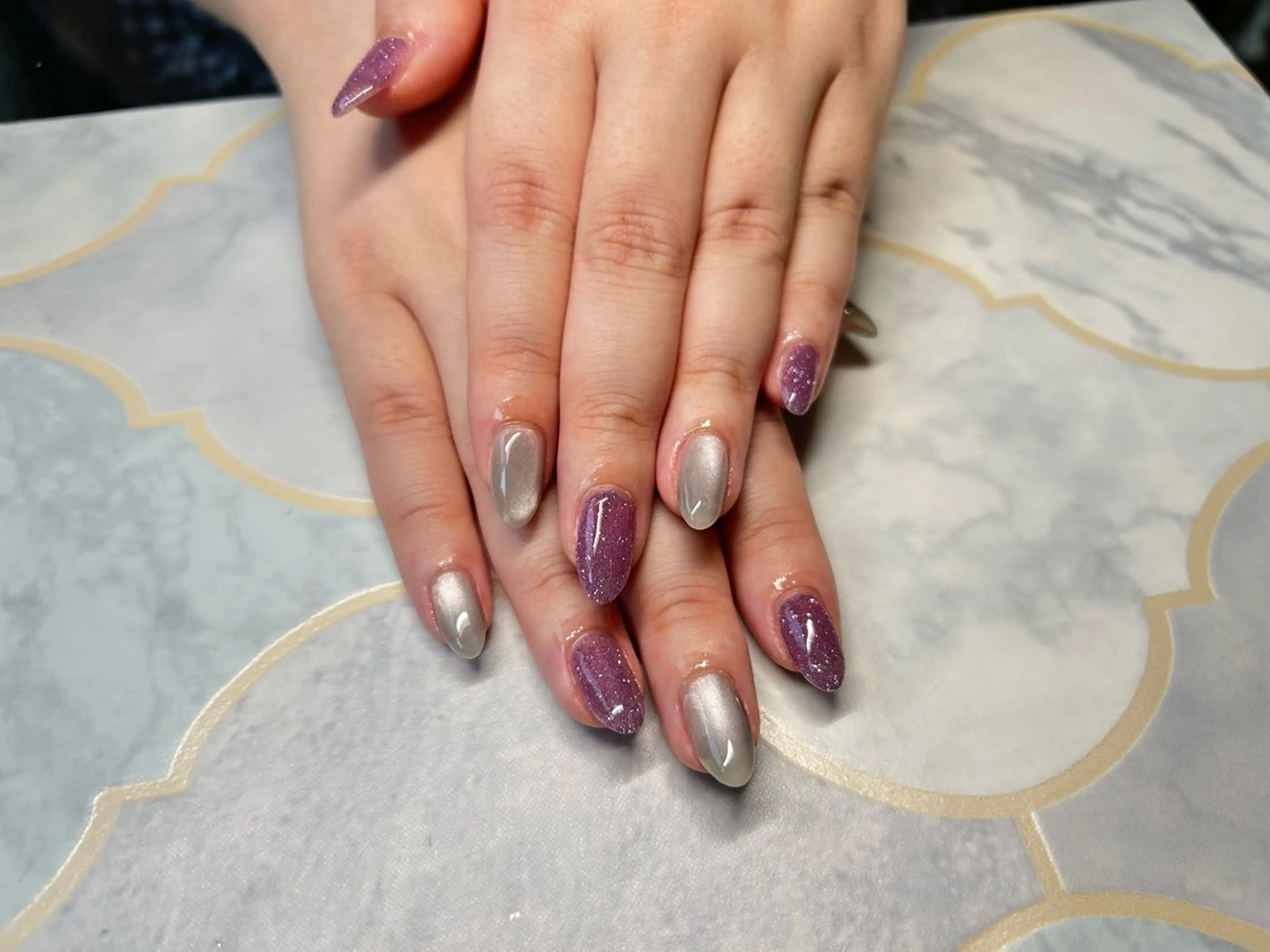 ネイル フラッシュネイル マグネットネイル ハンドネイル Lisa’s Salonのネイルデザイン