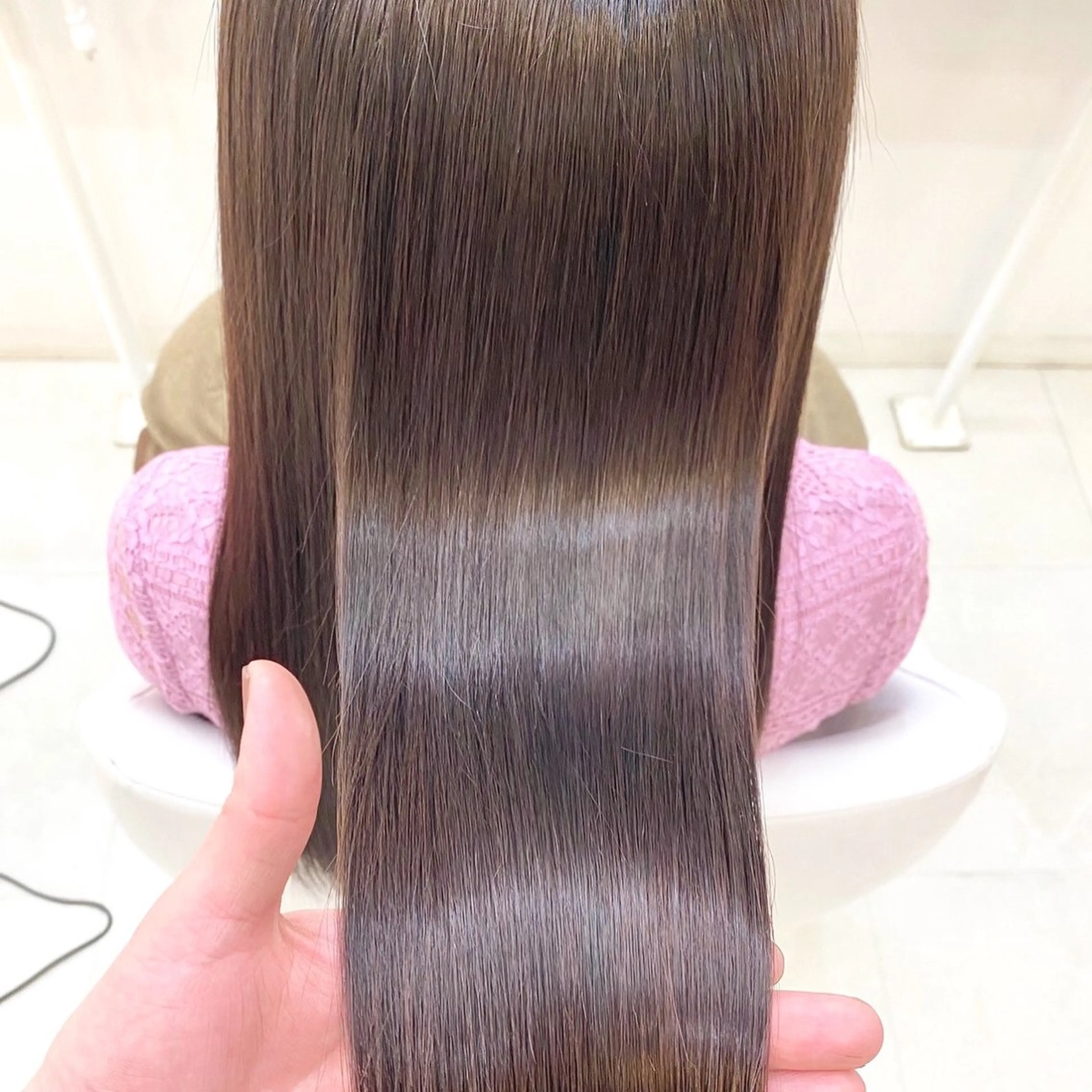 ロング 榎戸 桃香のヘアスタイル