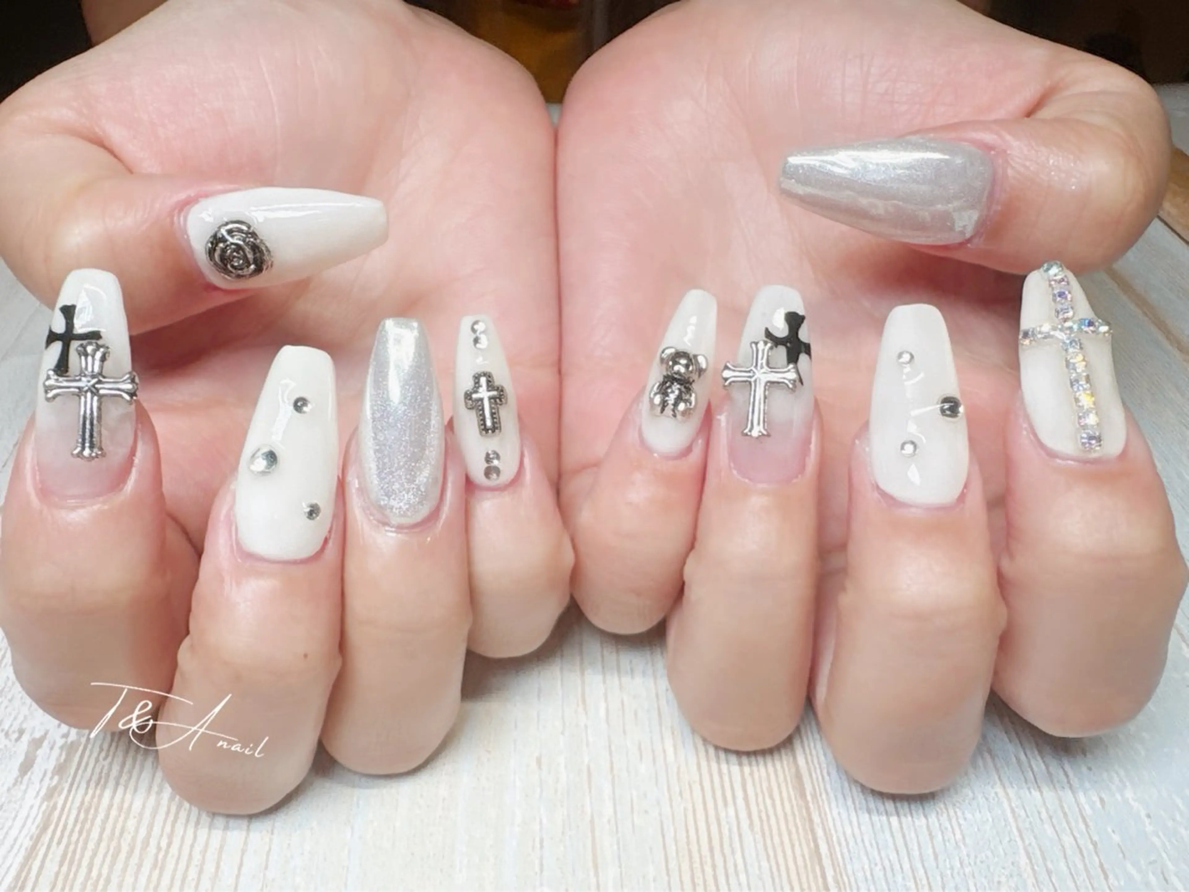 ネイル ジェルネイル オフィスネイル スカルプネイル T&A nailのネイルデザイン
