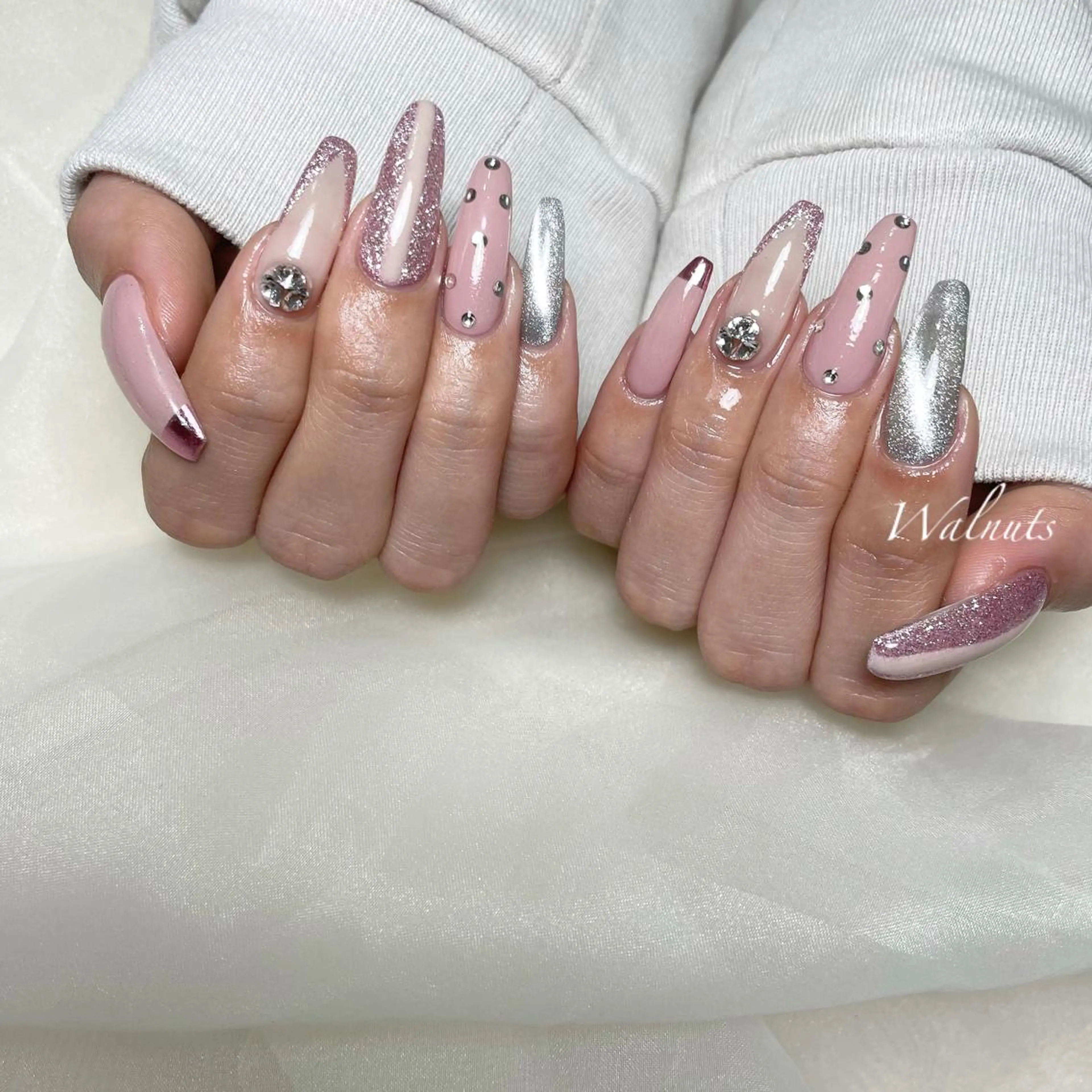 ネイル ストーンネイル esterella所属・Nail salon esterellaのネイルデザイン