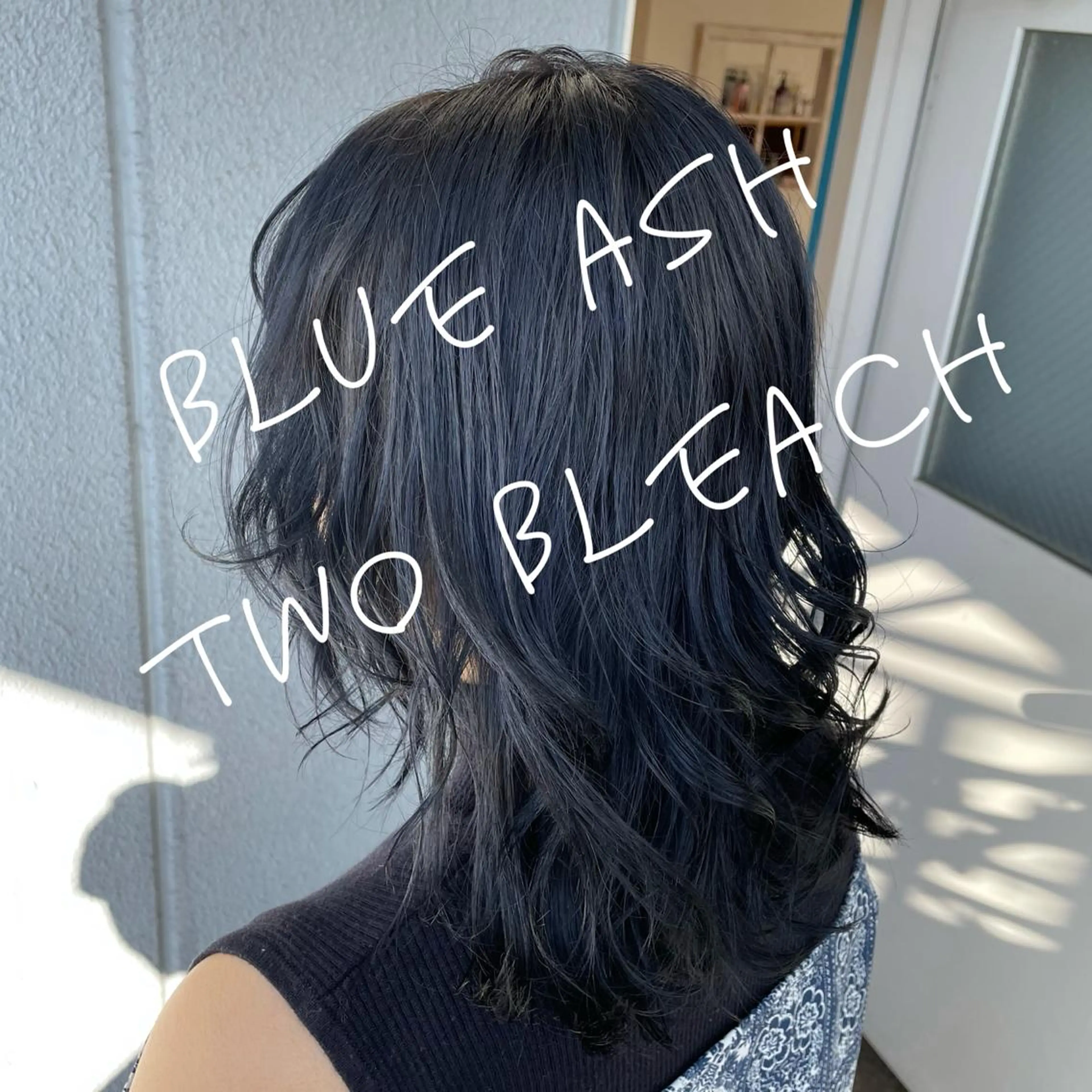 ミディアム カラー ヘアアレンジ ブリーチ ブルーカラー なつき/艶ピンク/ girly hairのヘアスタイル