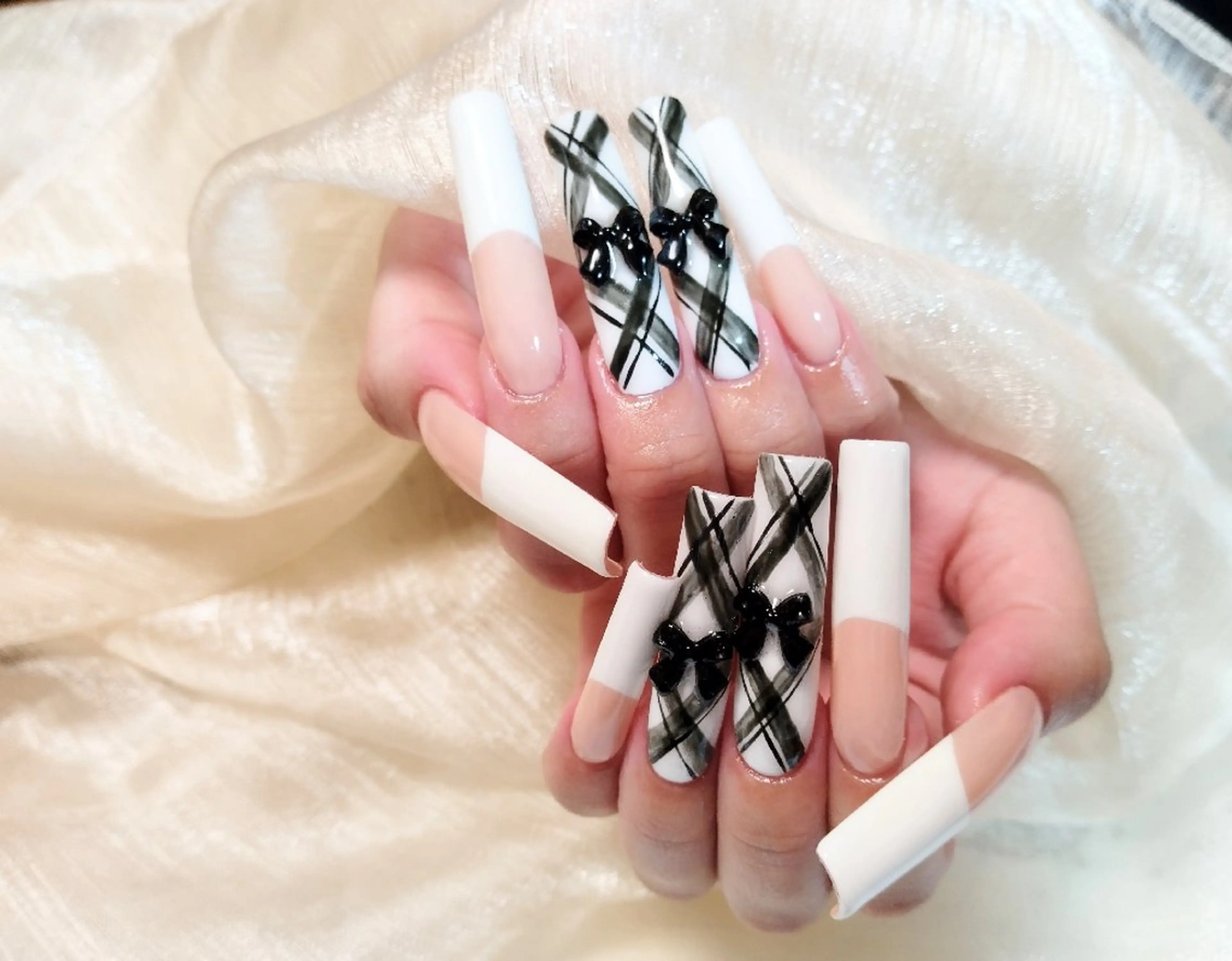 ネイル ハンドネイル ハンドケア ＤI'A ネイルサロンのネイルデザイン