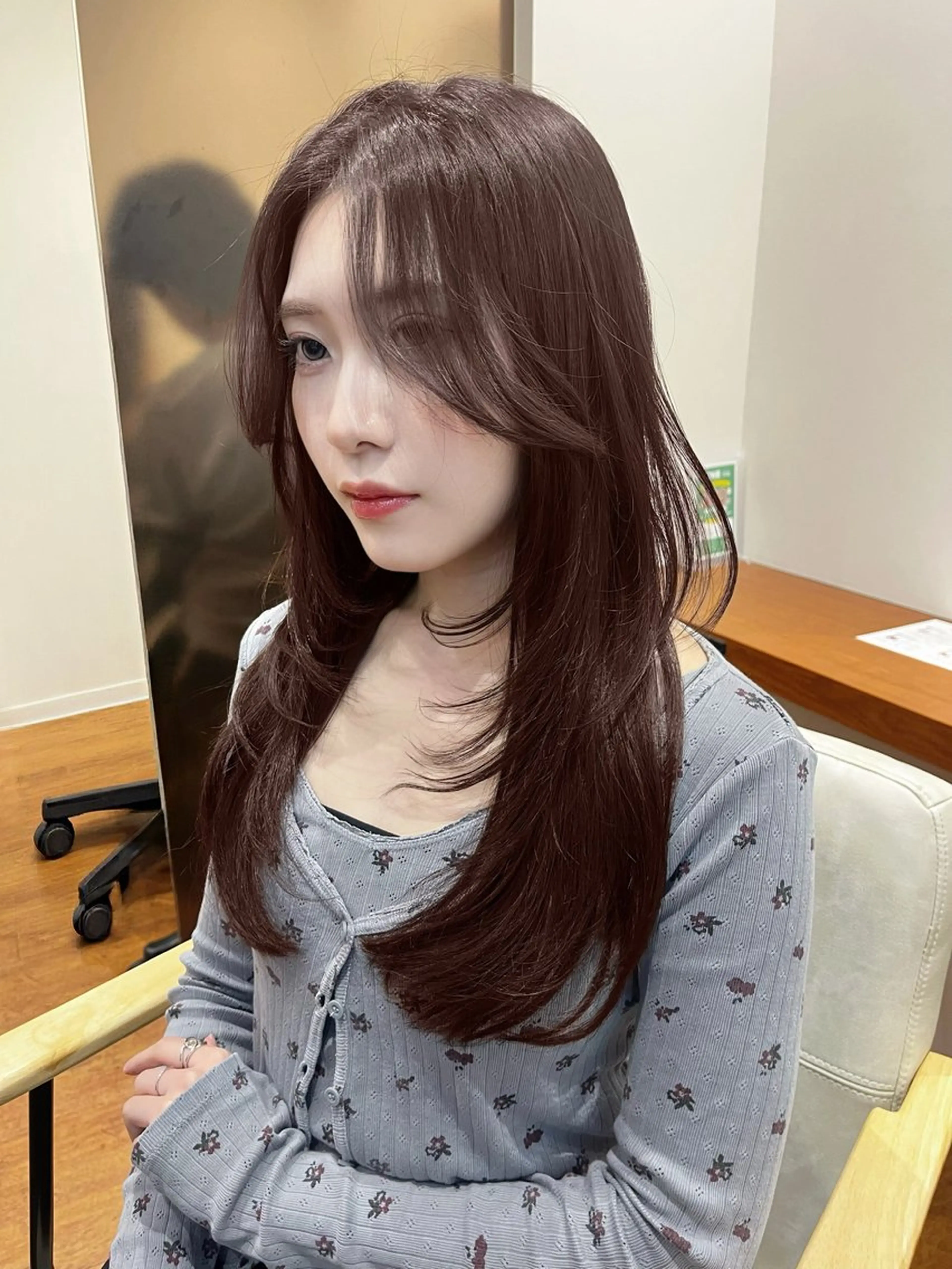 ロング カラー カット ヘアカラー トリートメント 韓国ヘア/レイヤー/ 🤍ayumuのヘアスタイル