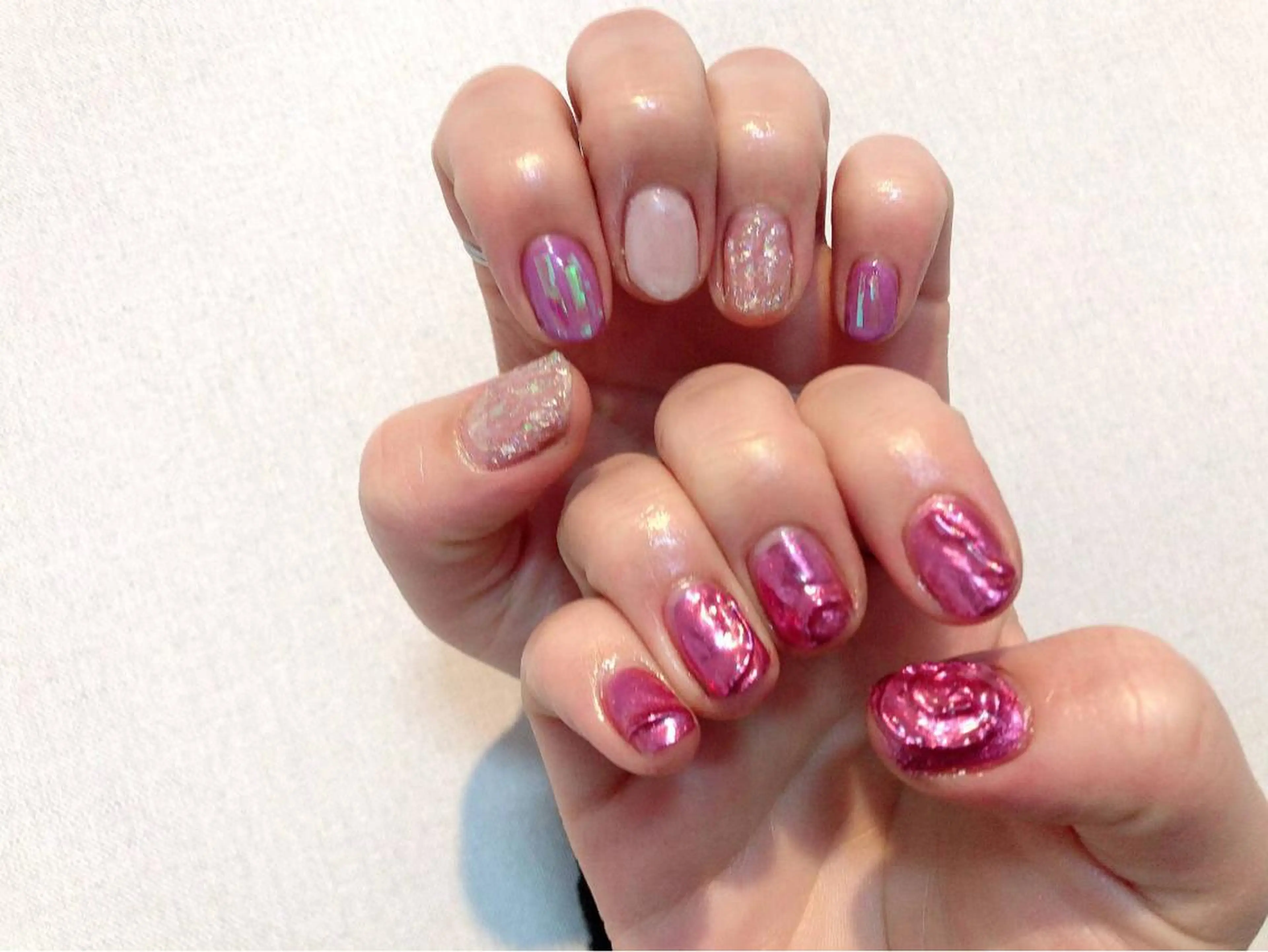 ネイル ミラーネイル ピンク milly nail （予約担当)のネイルデザイン