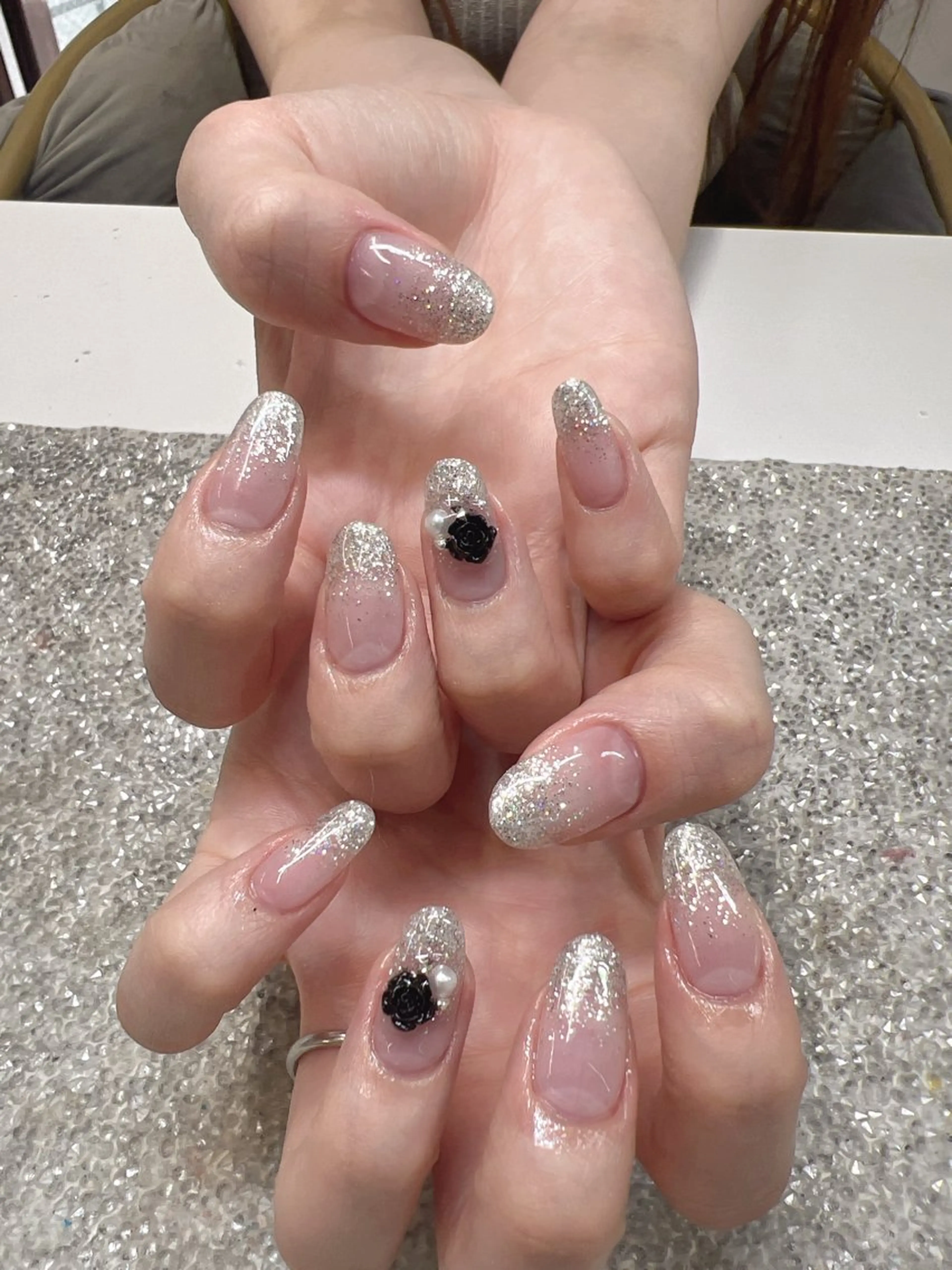 ネイル Guarendo錦糸町店所属・ガレンドウ 白澤 愛子のネイルデザイン