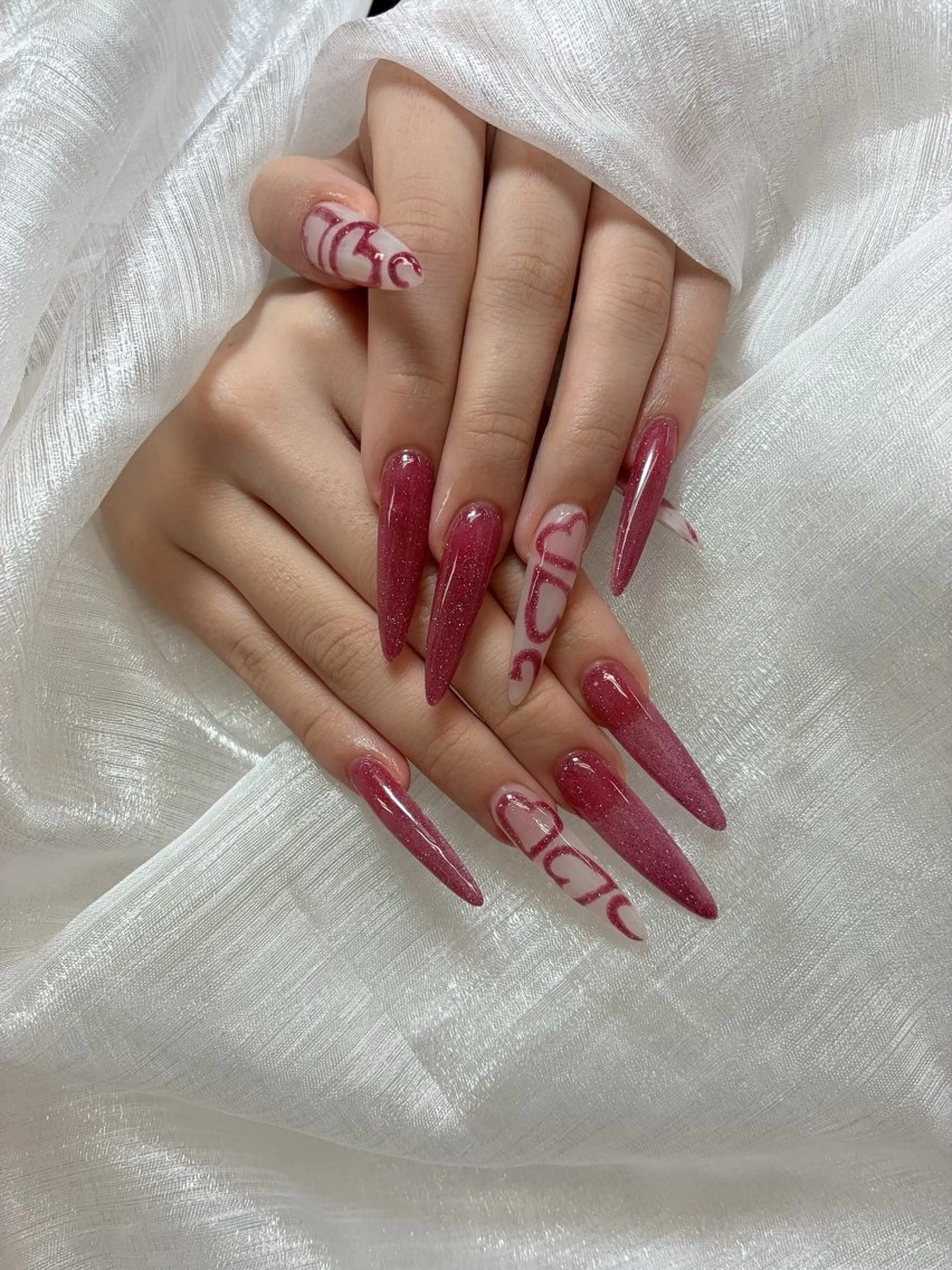 ネイル ハンドネイル 佐藤 依娜のネイルデザイン