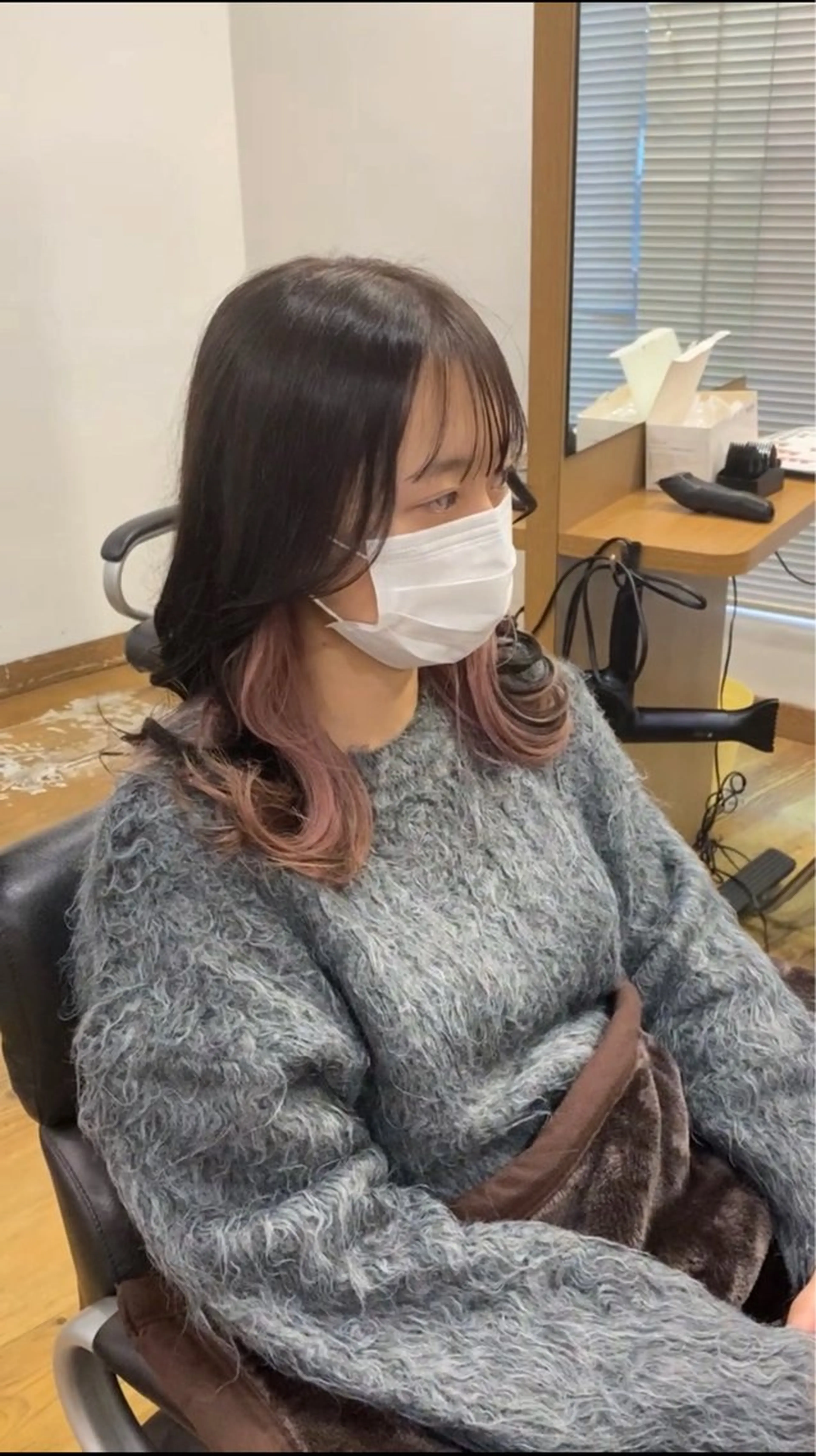 セミロング カラー イヤリングカラー ピンクカラー ホワイトピンク ヘアカラー トリートメント GO TODAY シェアサロン 町田店所属・韓国ヘア🇰🇷 スズキのヘアスタイル