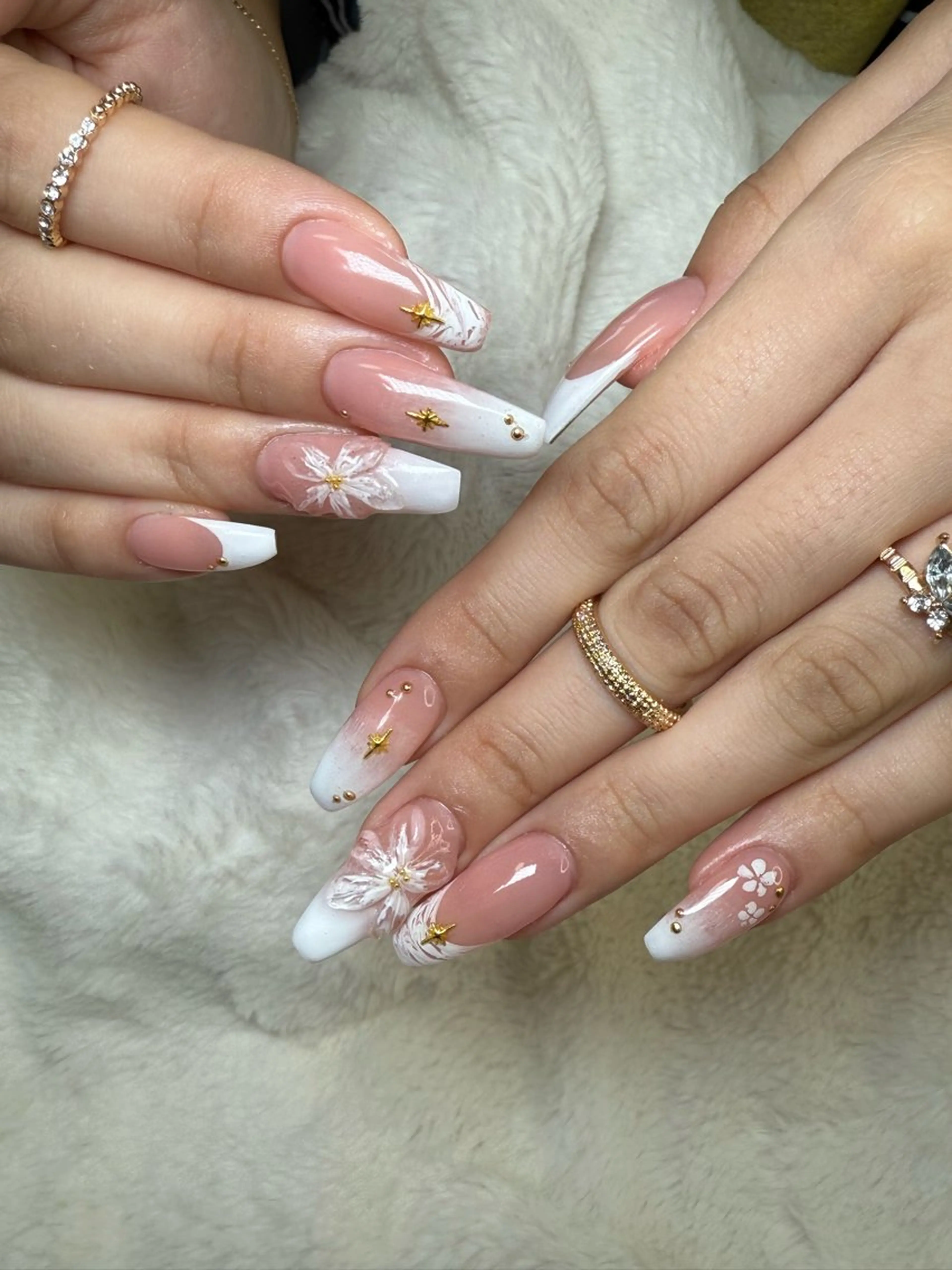 ネイル 持ち込み Bellissima 本厚木店　Likaのネイルデザイン