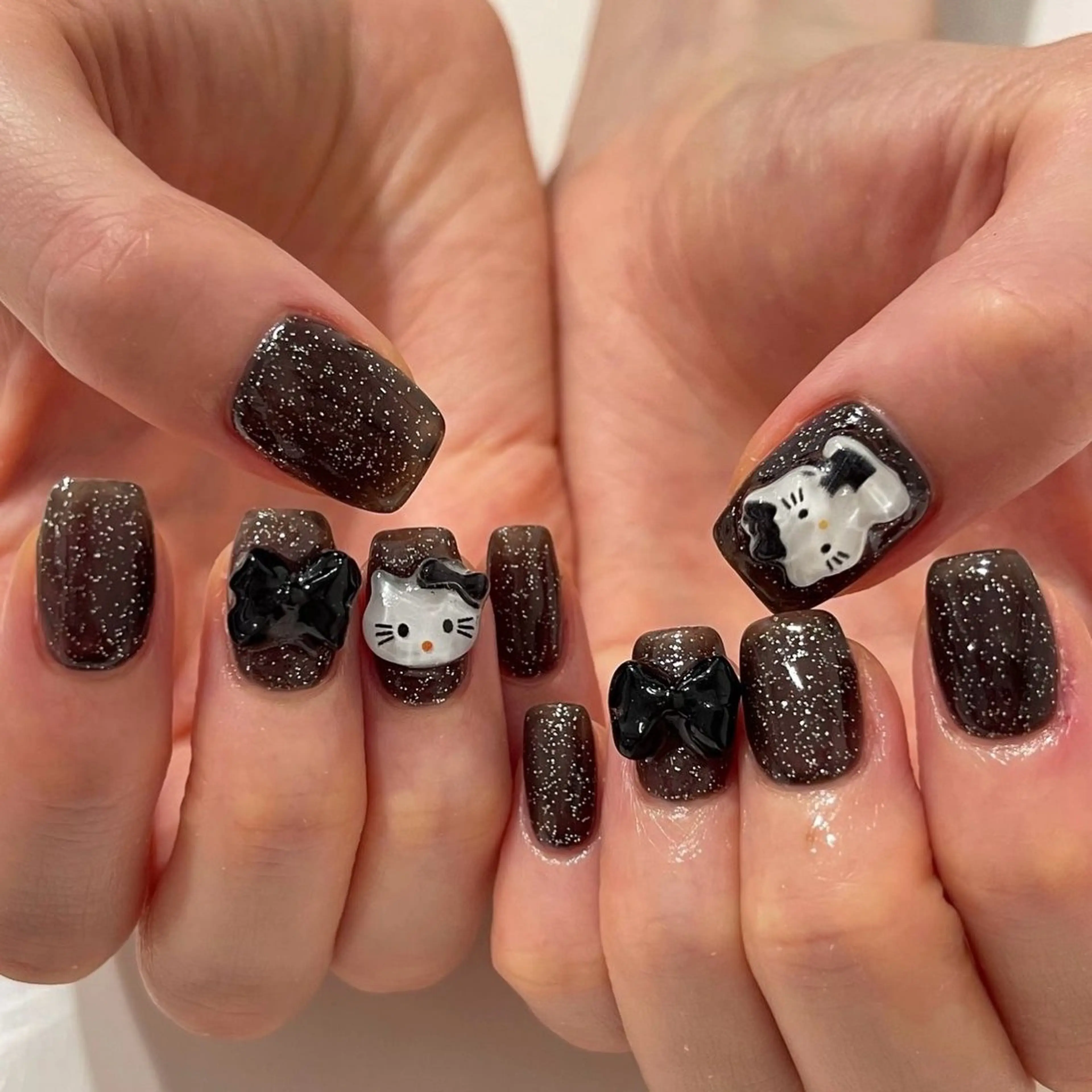 ネイル ハンドネイル Manamǐ 個性派のネイルデザイン