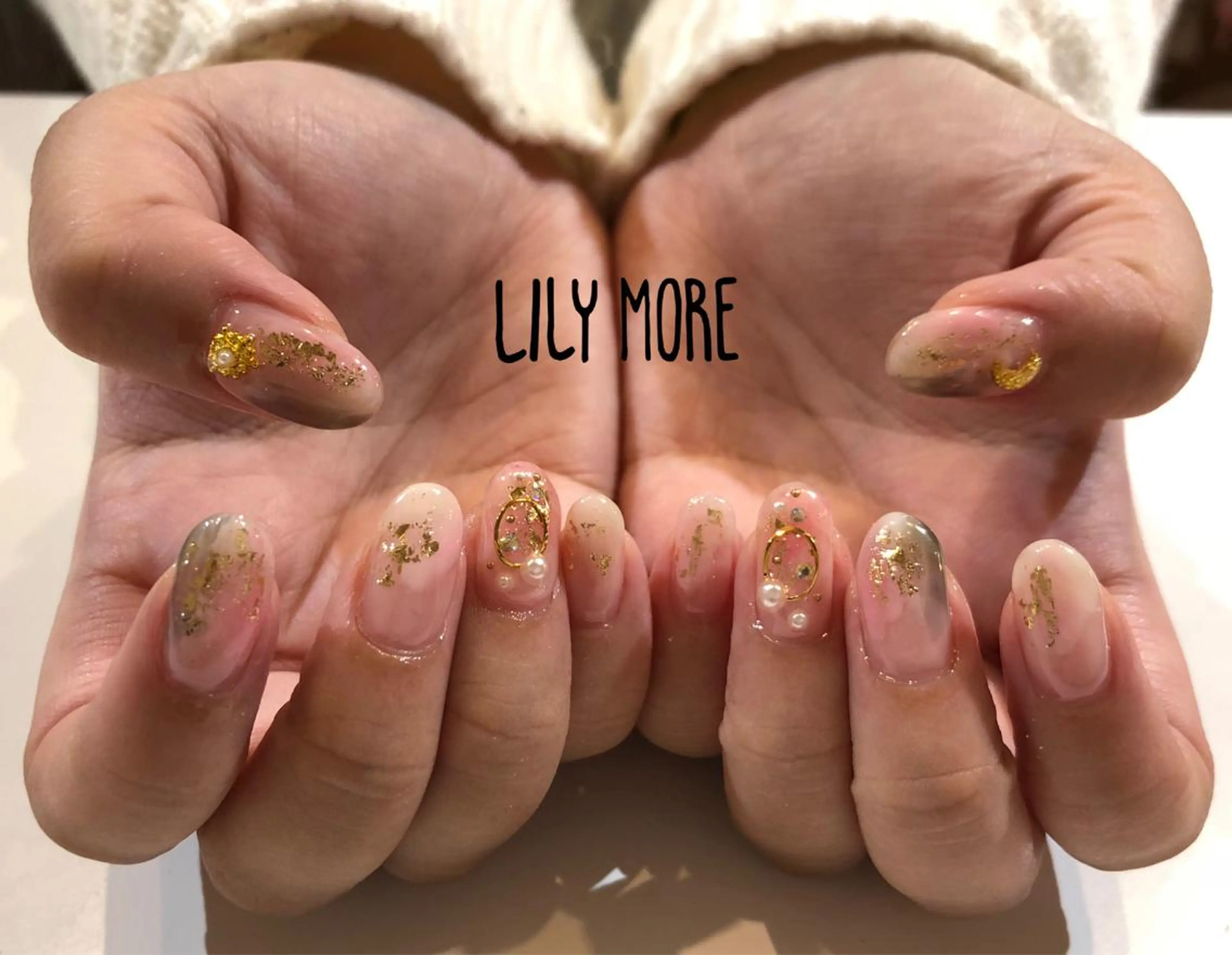 ネイル ニュアンスネイル Lily closetのネイルデザイン