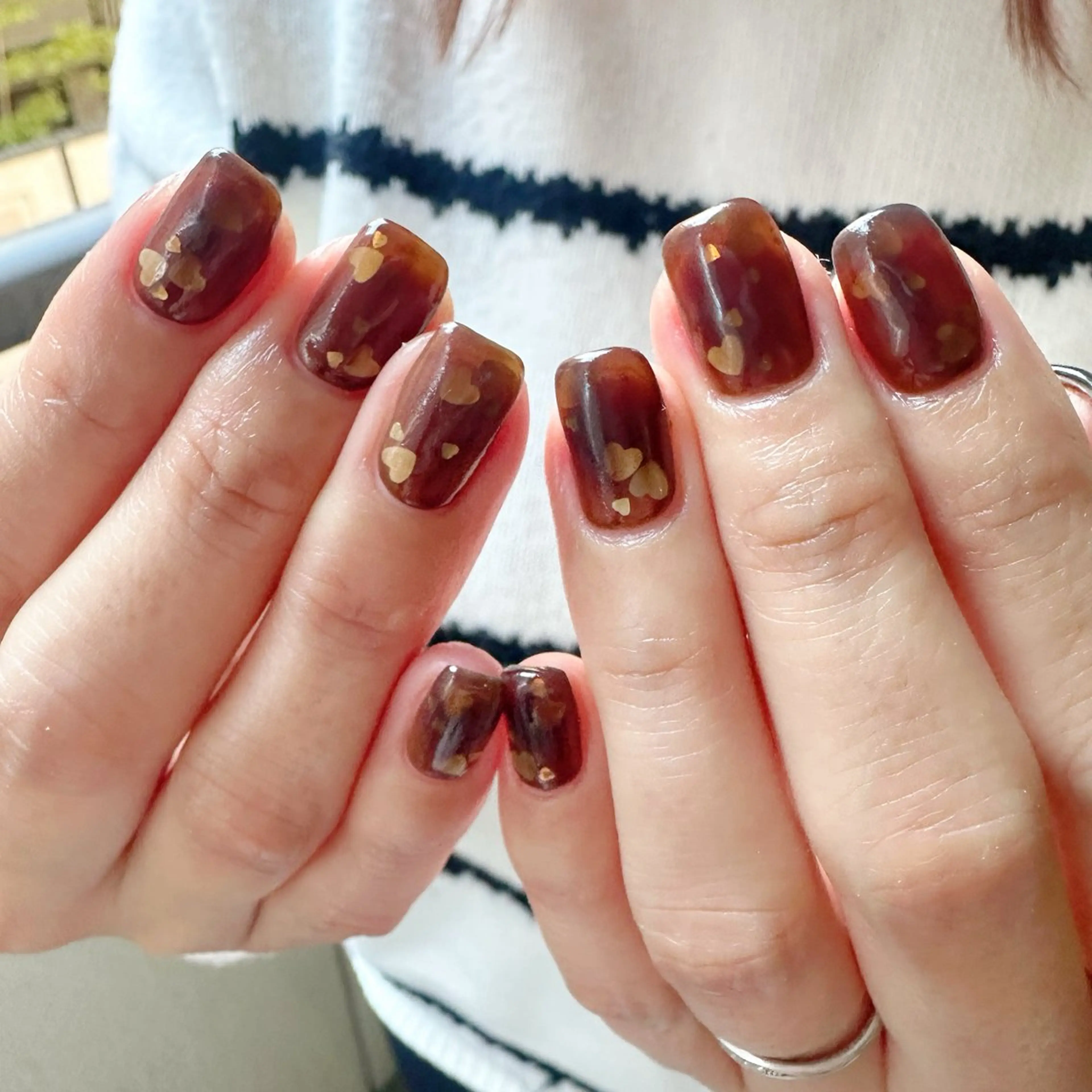 ネイル ブラウン ハート 氷ネイル・うるうるネイル 韓国ネイル ニュアンスネイル 🪞KAPE NAIL 🪞のネイルデザイン