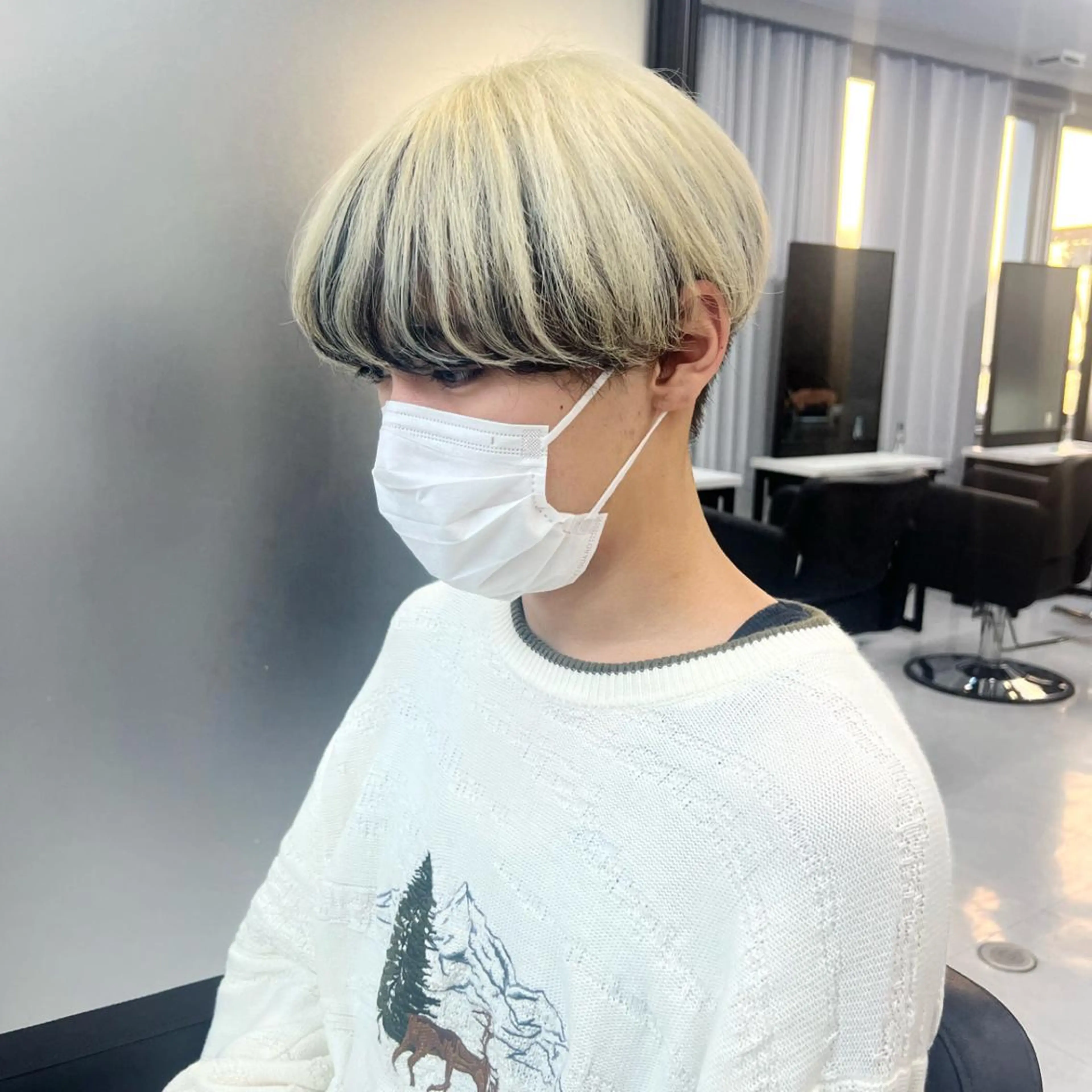 ショート カラー メンズ シールエクステ メンズハイトーン ハイトーンカラー エクステ ヘアカラー シールエクステ特化 ハイトーン、NANAのヘアスタイル