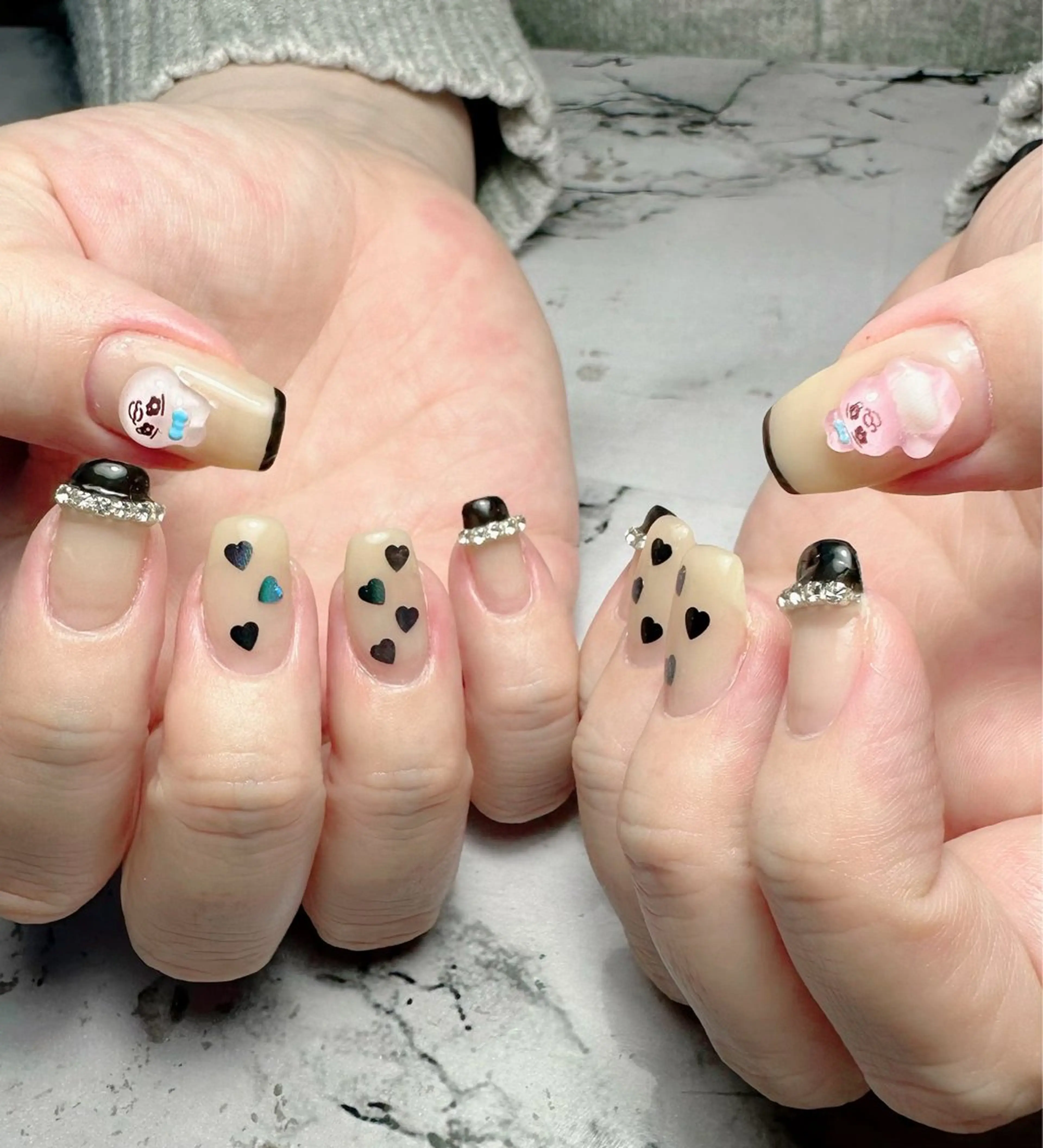 ネイル 新山 聖のネイルデザイン