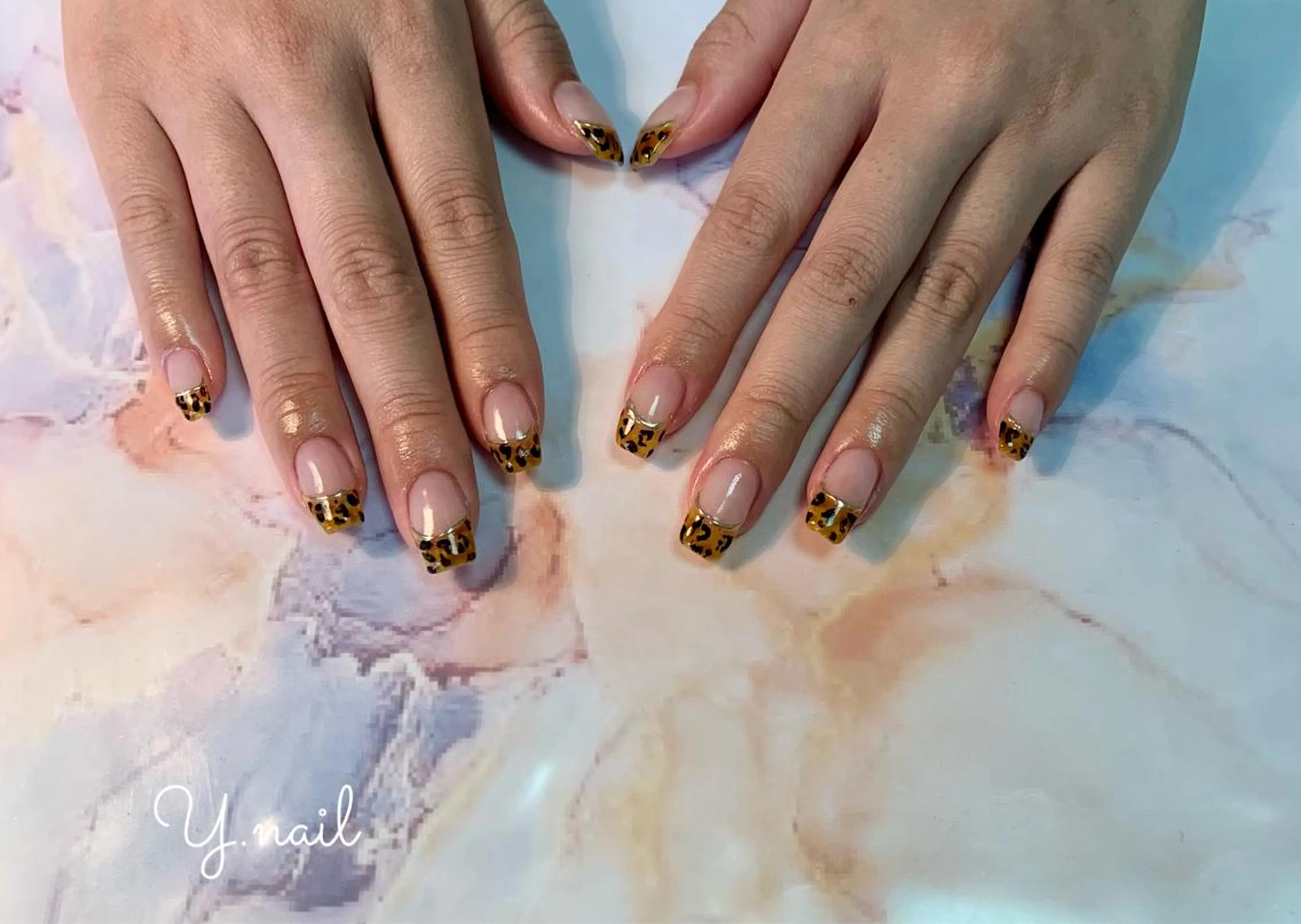 ネイル アニマル柄 フレンチネイル Feliz 楽しいネイルサロンのネイルデザイン