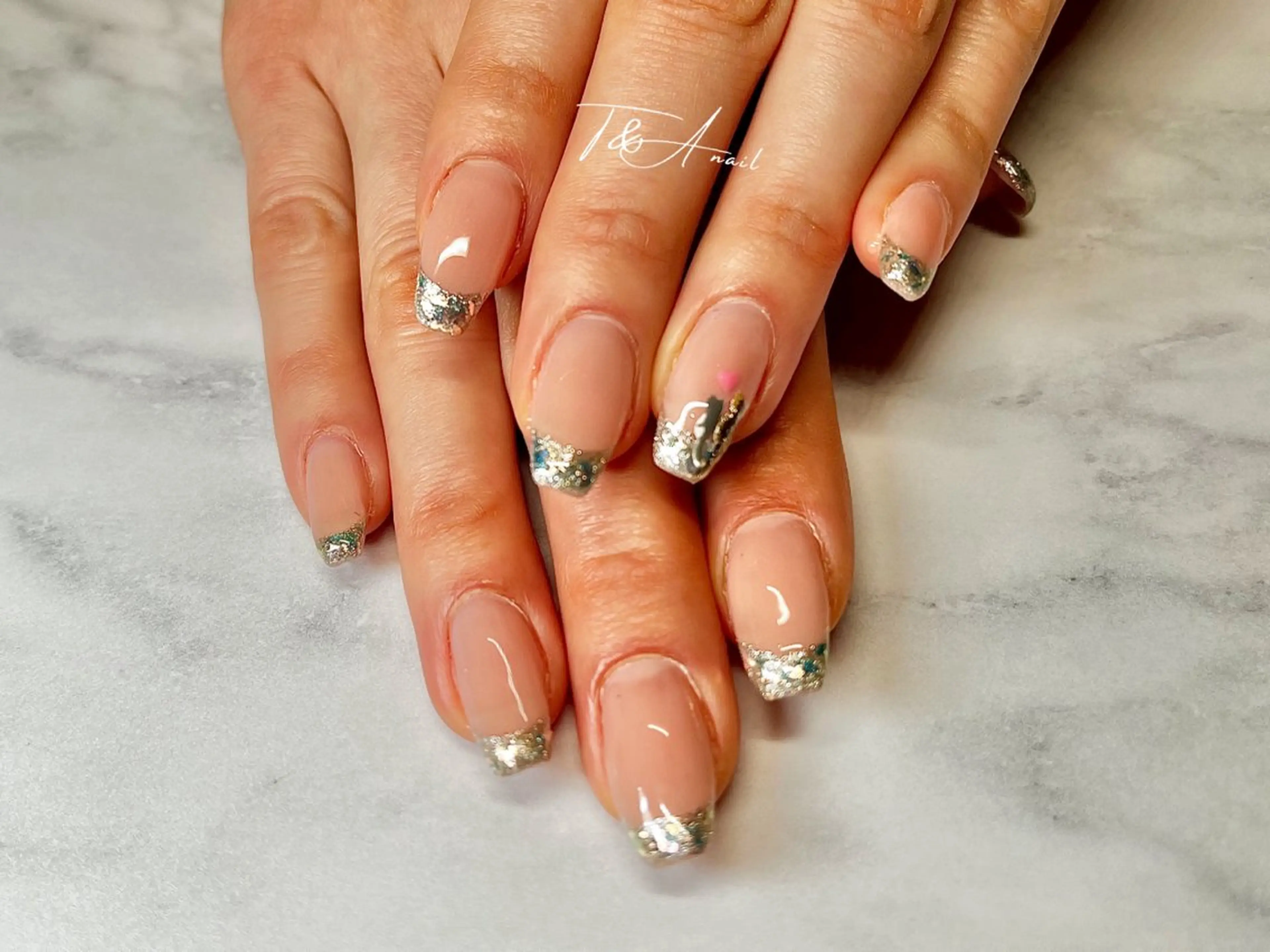 ネイル 長さ出し フレンチネイル ジェルネイル ガラスフレンチ スカルプネイル T&A nailのネイルデザイン