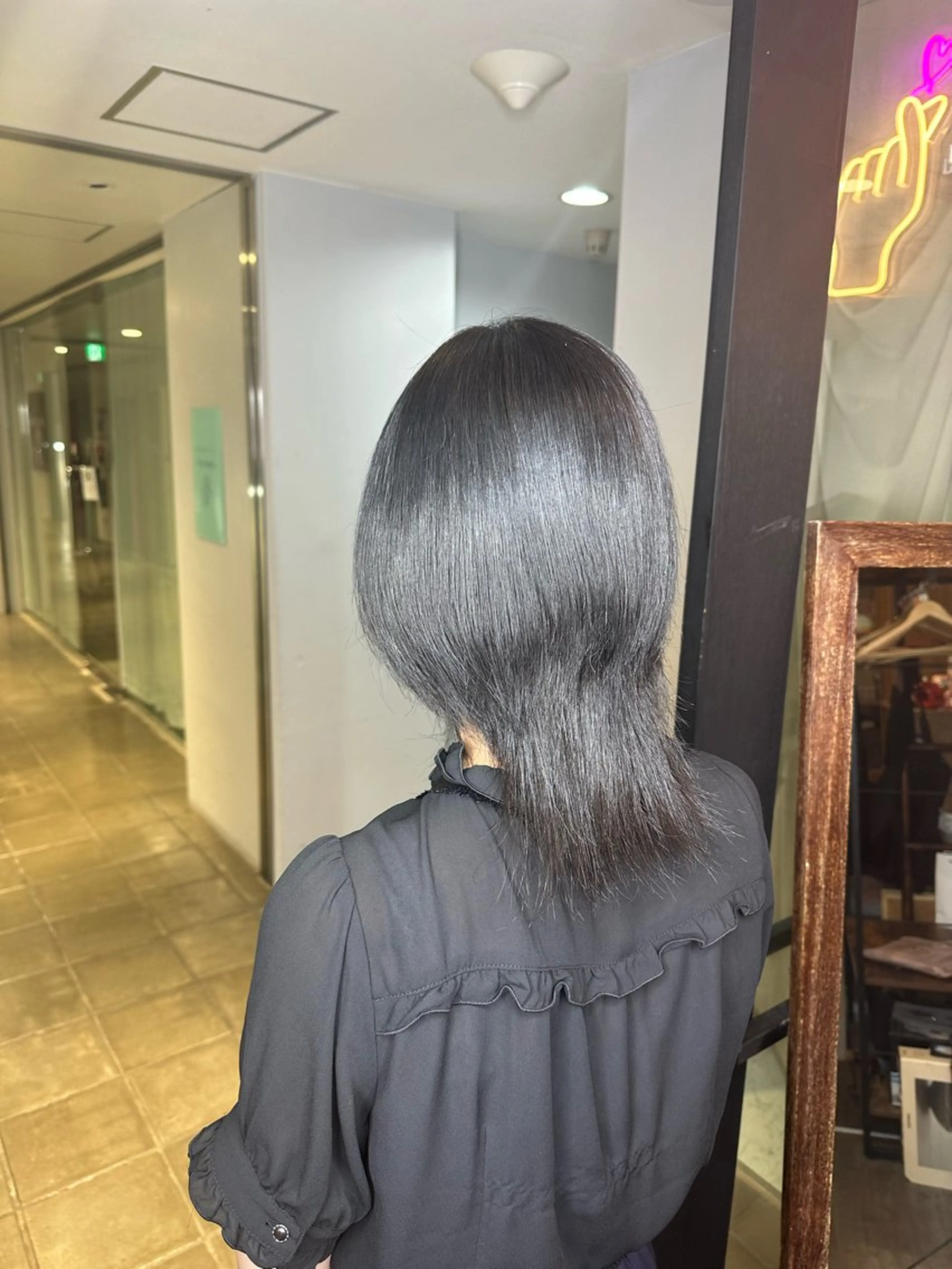カラー 奥田 星来のヘアスタイル
