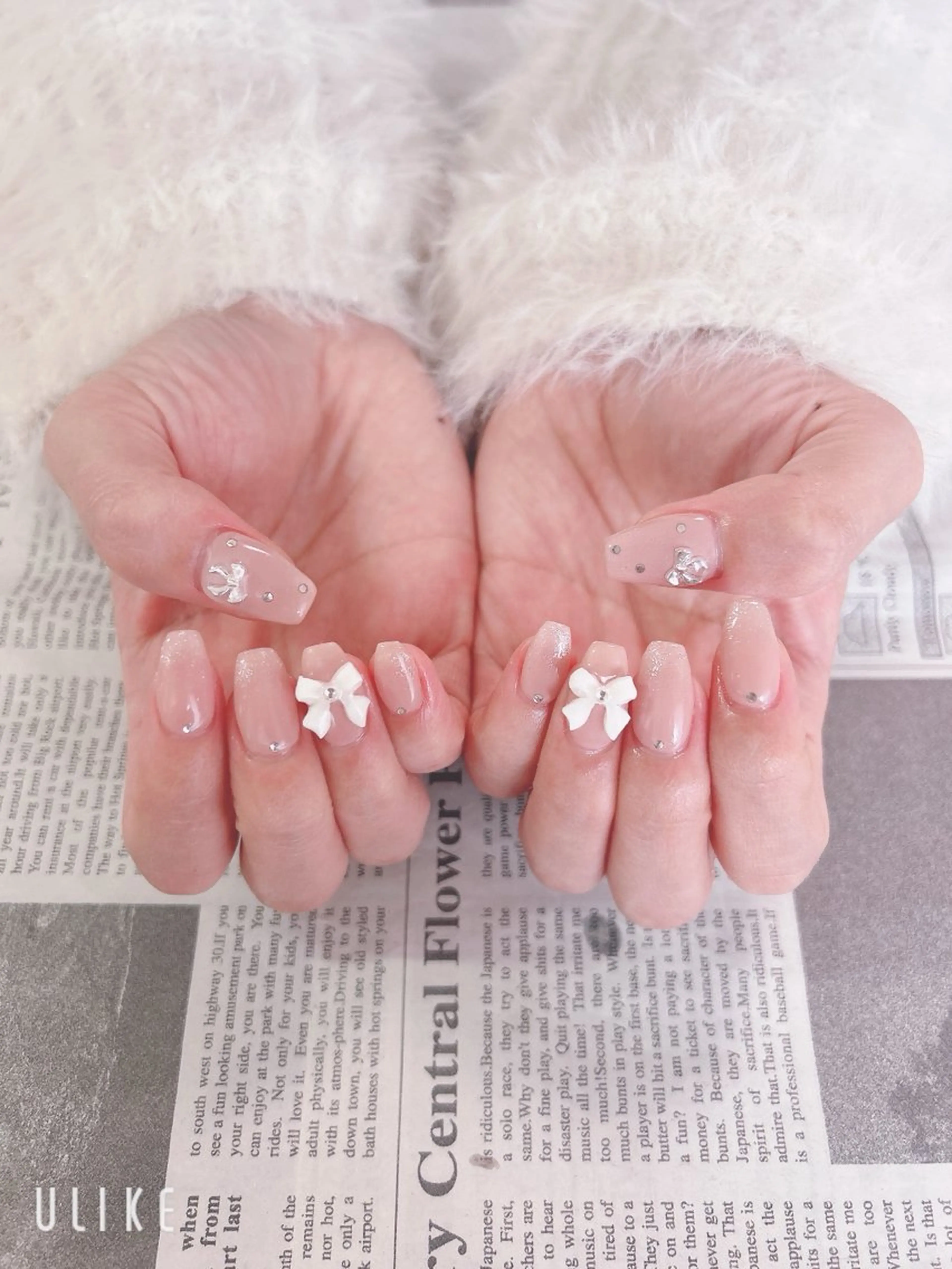 ネイル リボン ハンドネイル ハンドケア 森山 舞のネイルデザイン