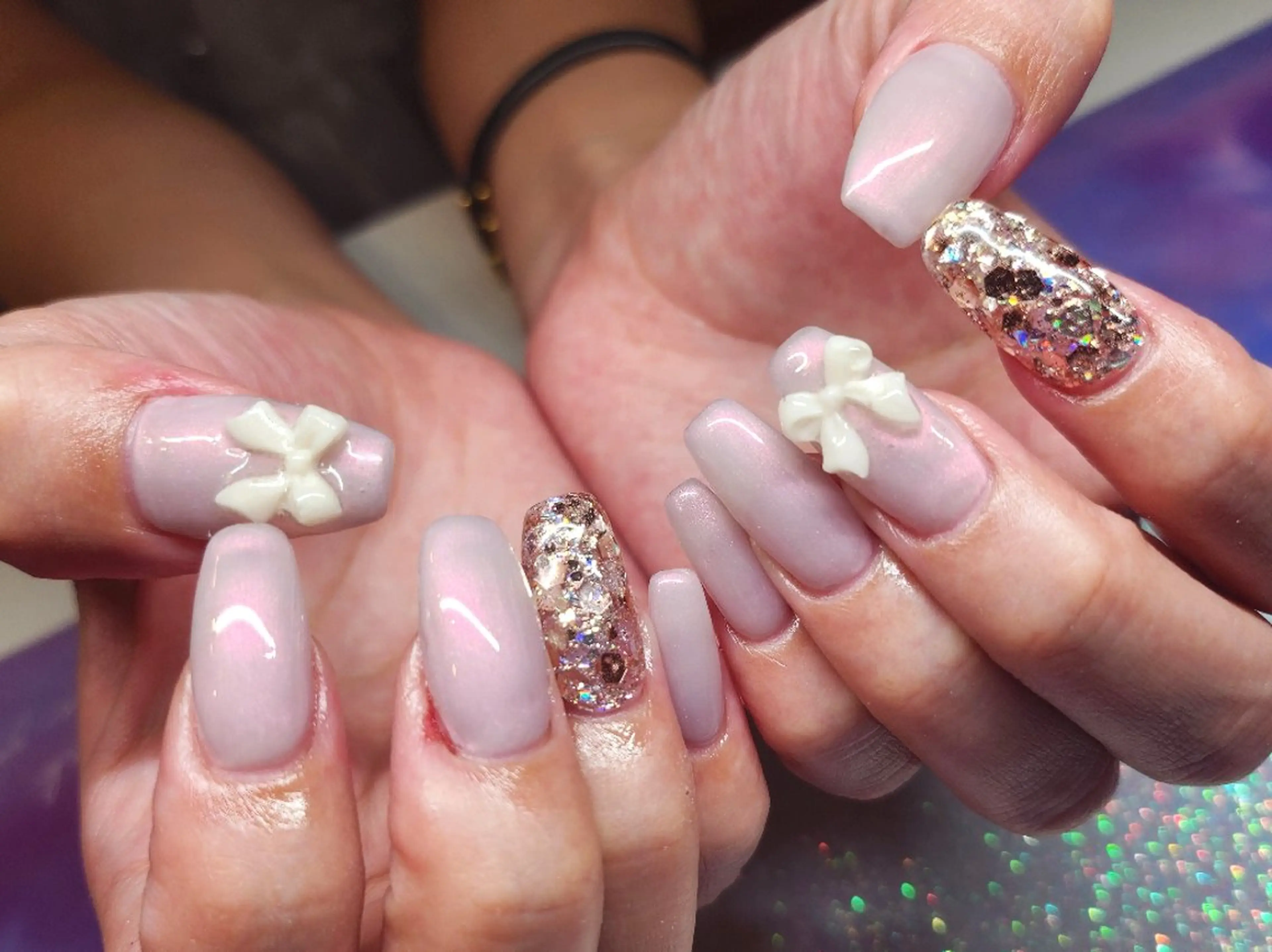 ネイル オーロラネイル 💜bora .のネイルデザイン