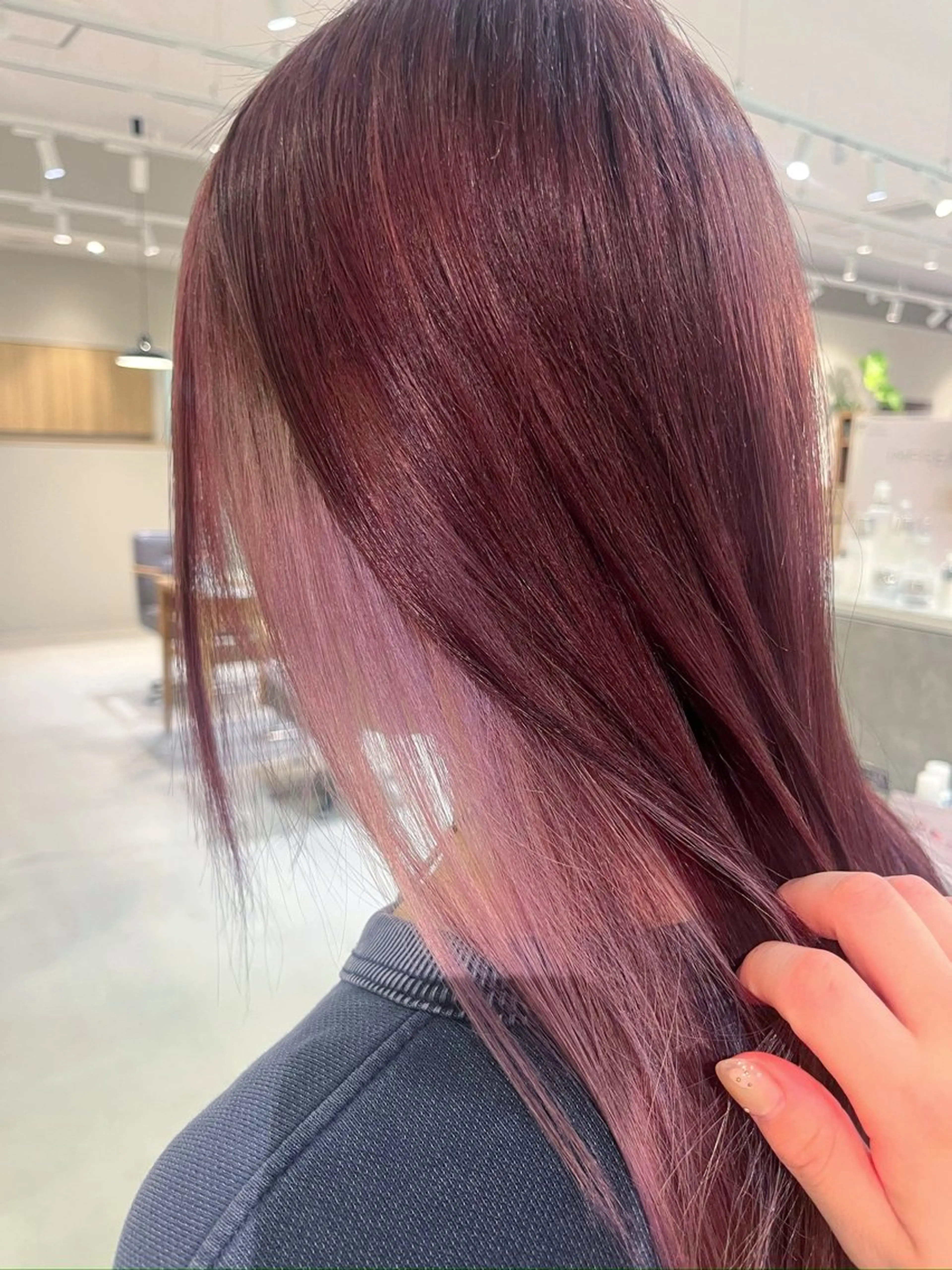 カラー ピンクカラー 森 理音のヘアスタイル