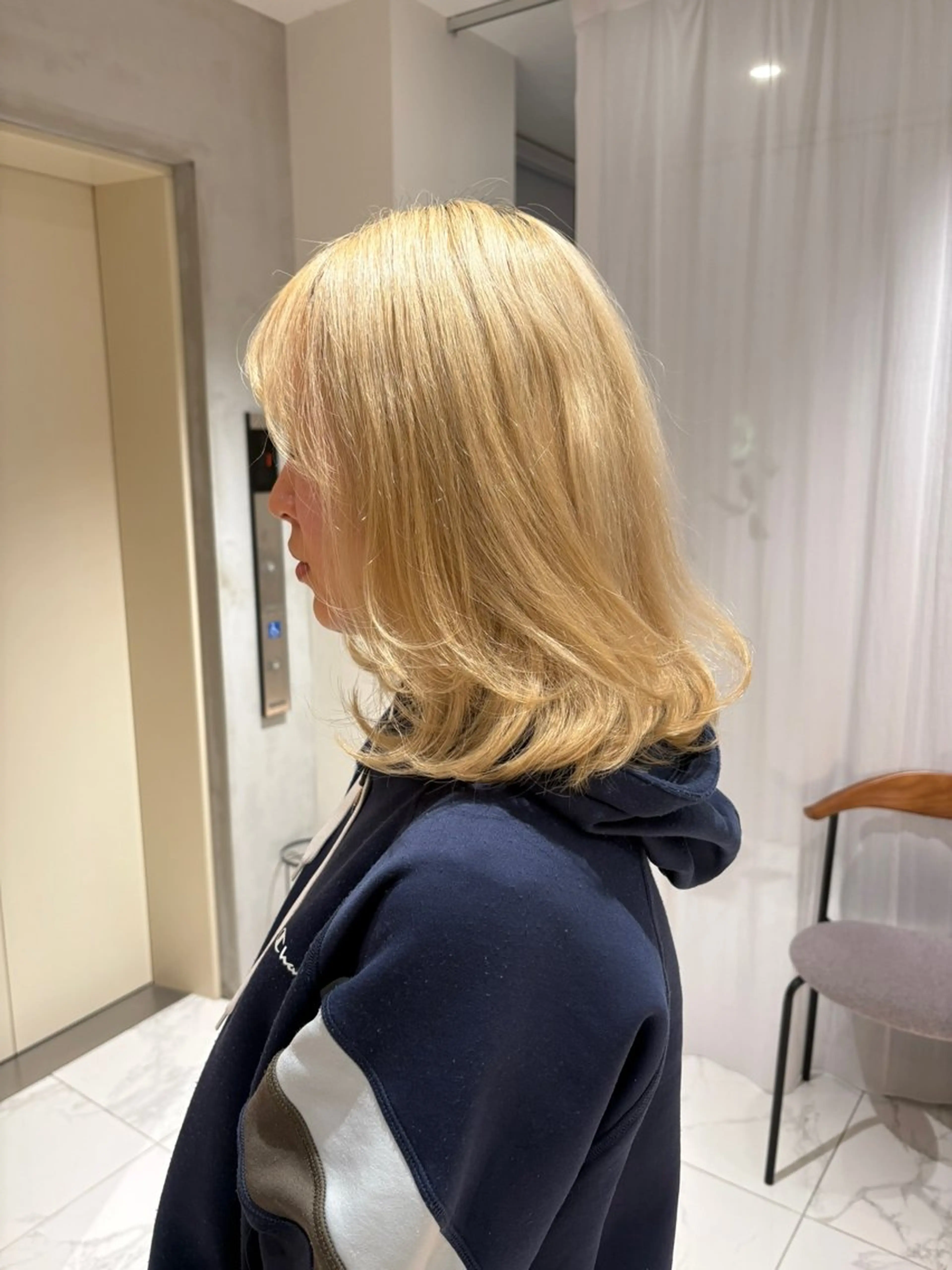 ミディアム ショート⌇艶カラー ⌇ RIN🌙のヘアスタイル