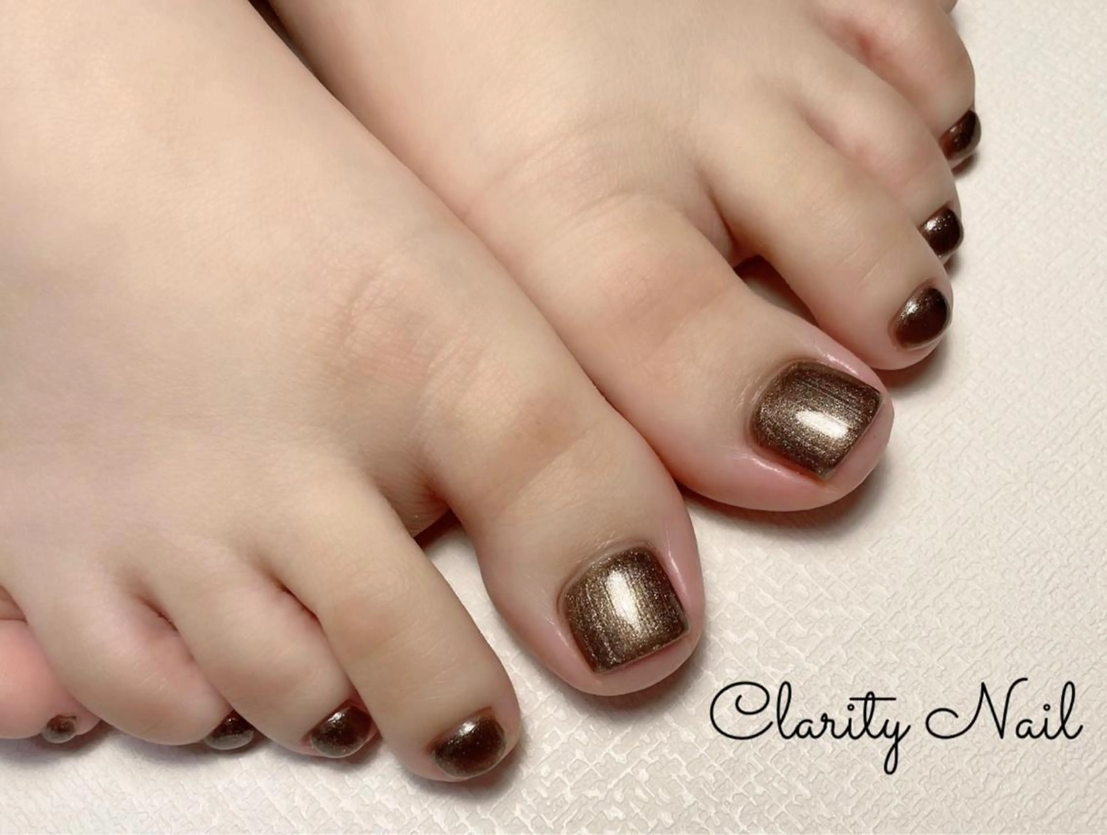 ネイル フットネイル ワンカラーネイル フットネイル Clarity Nailのネイルデザイン