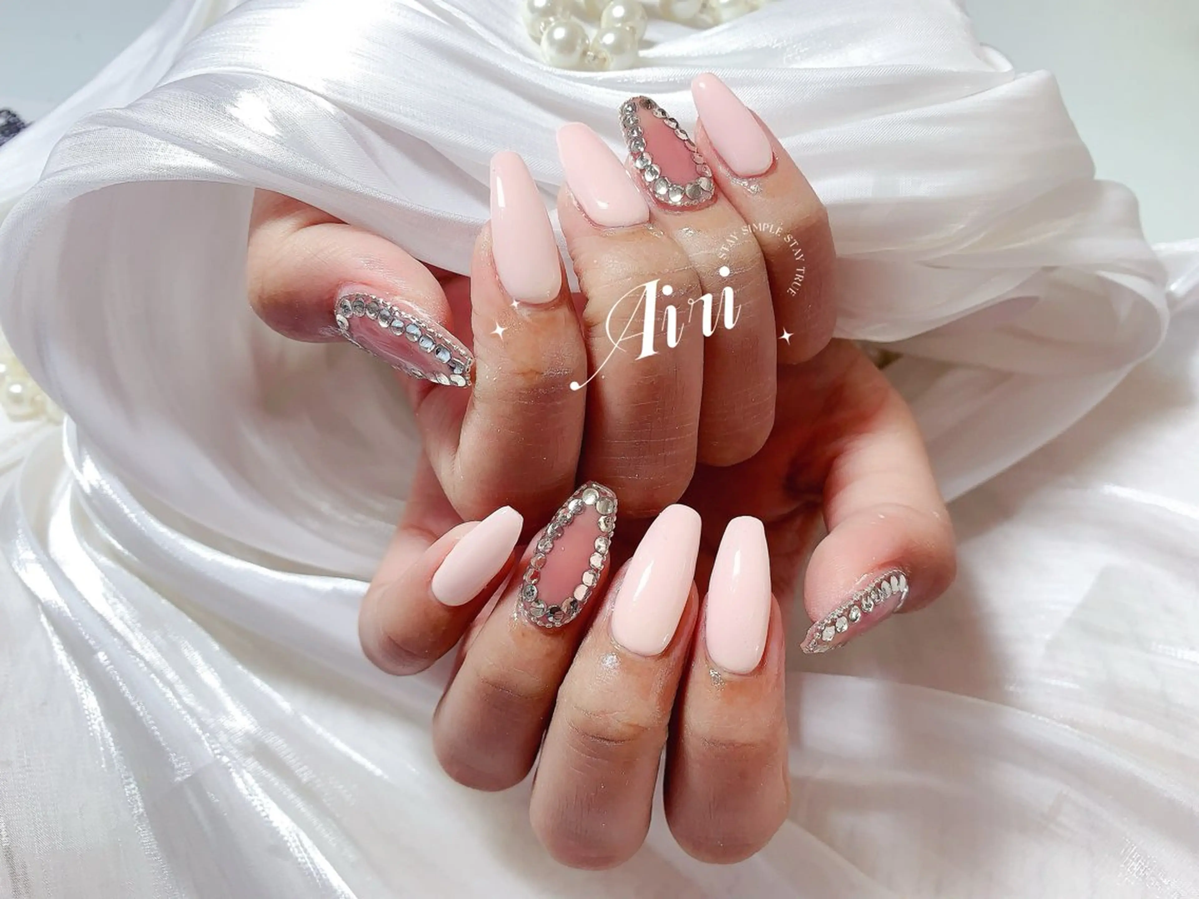 ネイル 長さ出し フットネイル ジェルネイル 韓国ネイル ラメ(グリッター) ハンドネイル フットネイル ネイルサロンAiri 長さ出し·シンプルのネイルデザイン