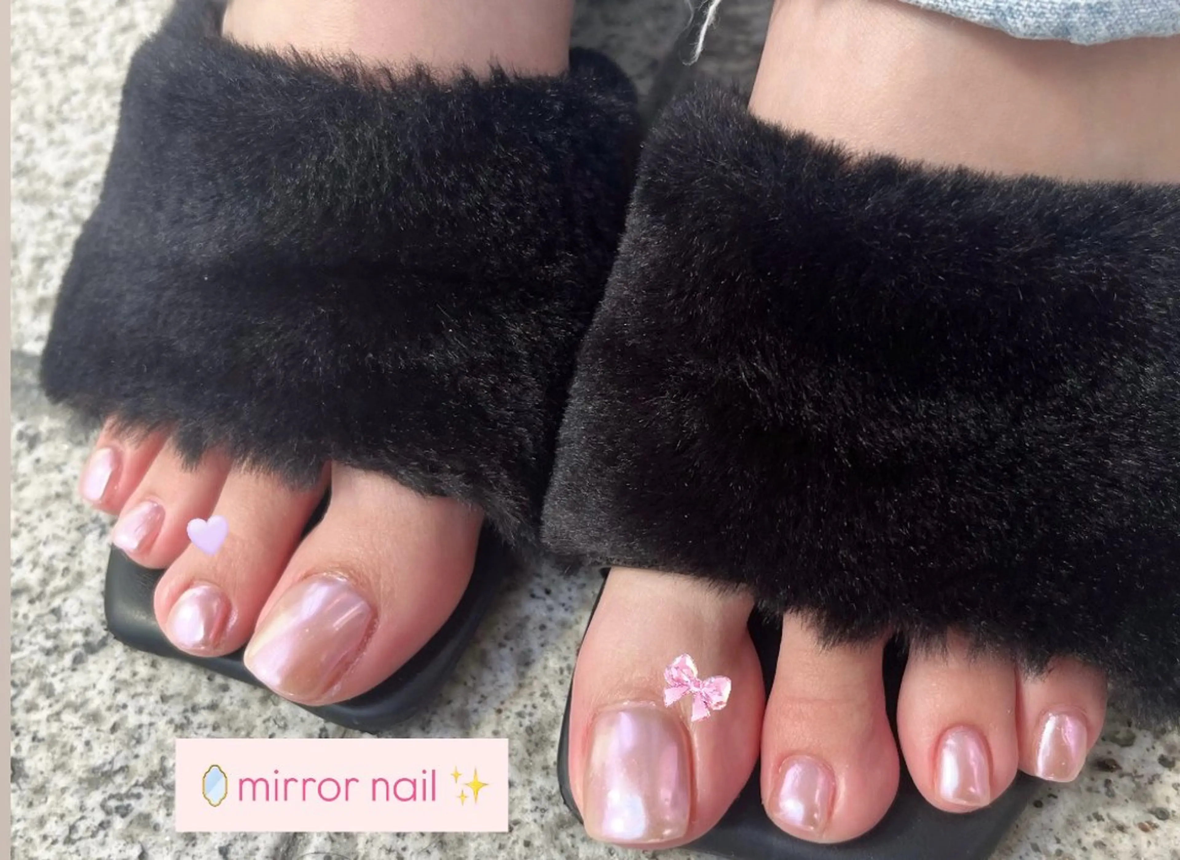 ネイル ミラーネイル ワンカラーネイル ピンク フットネイル Lumos  nails&eyelashes 北堀江所属・Lumos/ 🎀MAI🎀のネイルデザイン