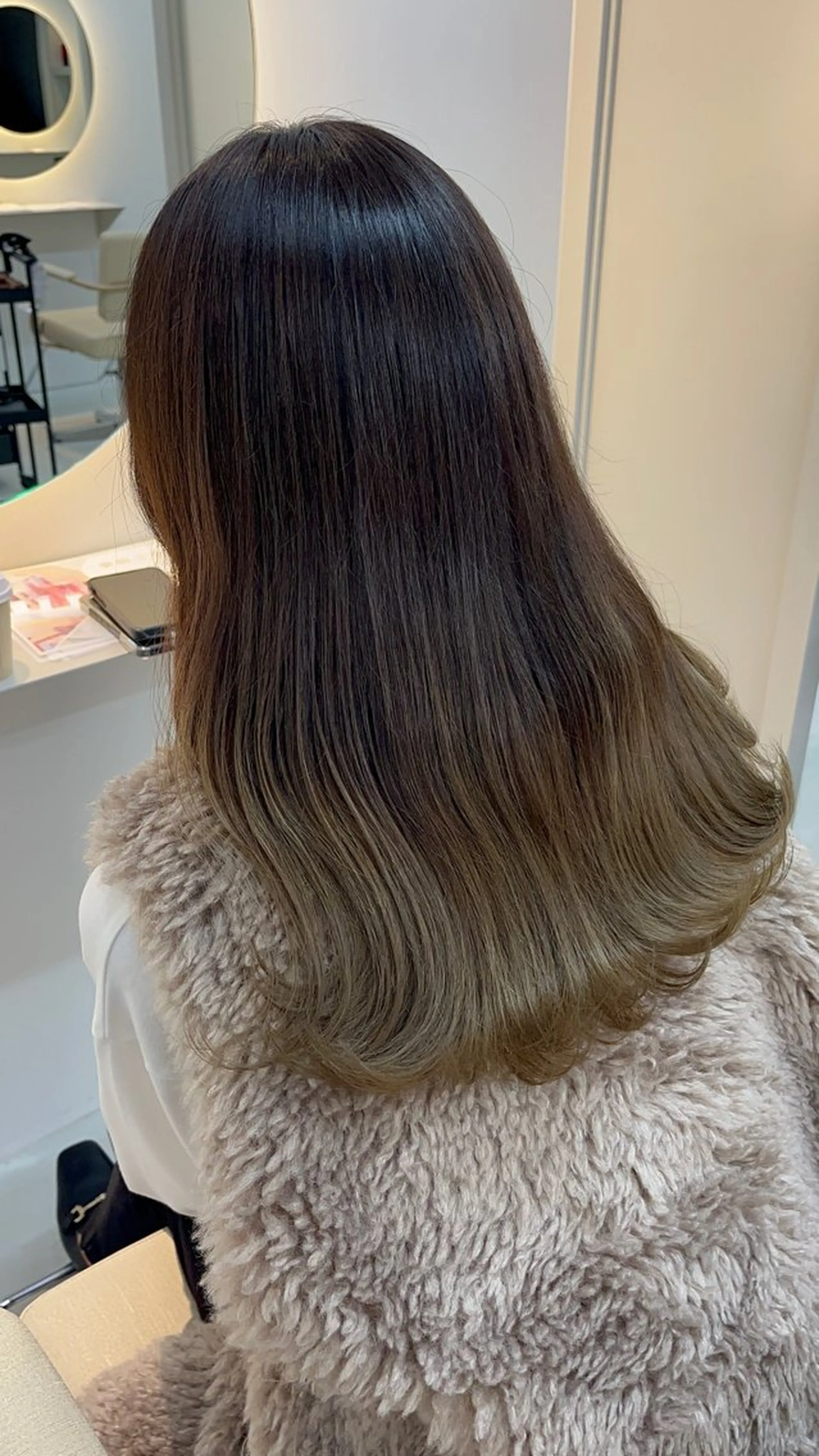 セミロング カット ヘアカラー トリートメント 恒松 大毅のヘアスタイル