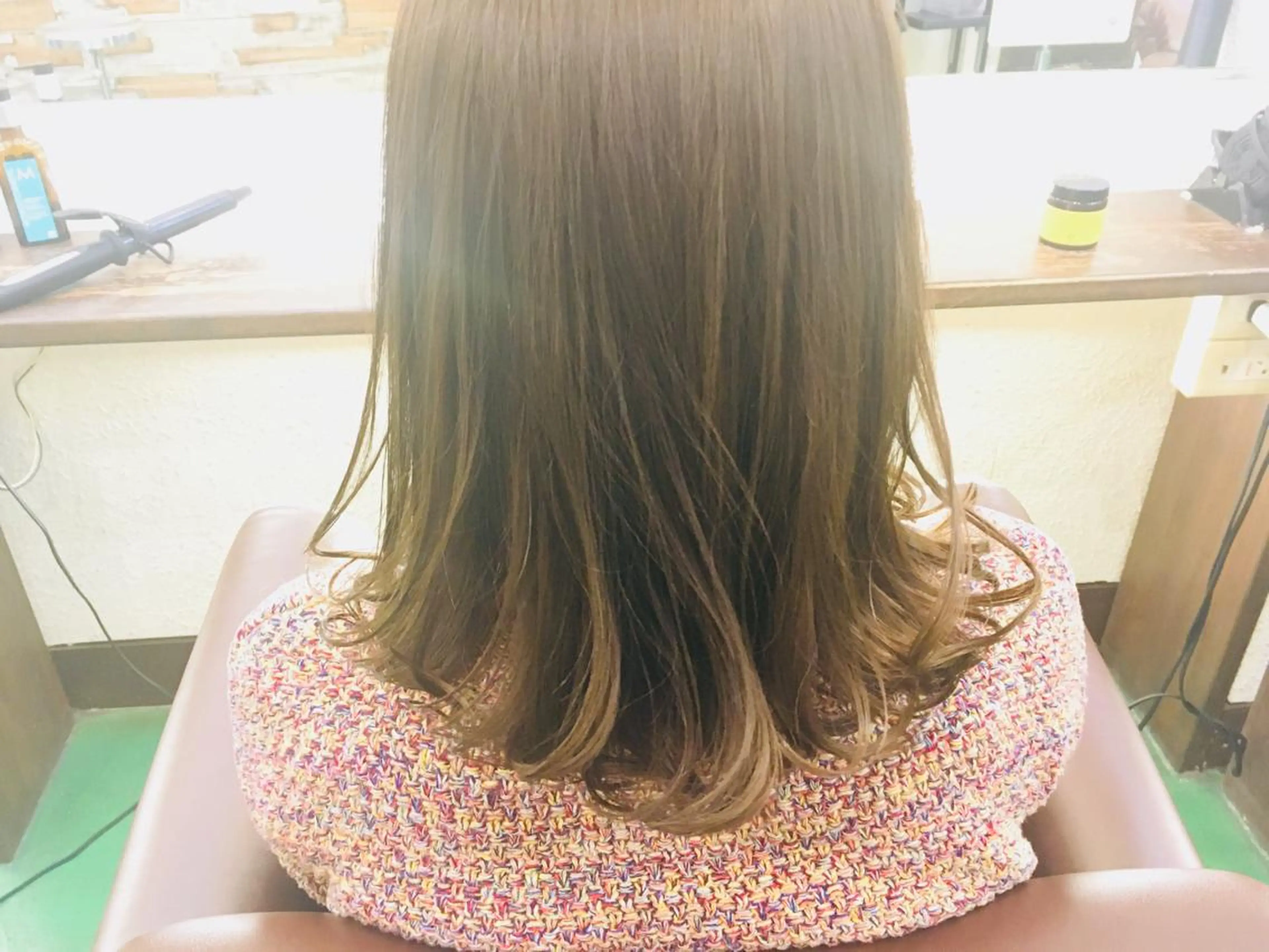 ミディアム カラー Lagom なかだのヘアスタイル