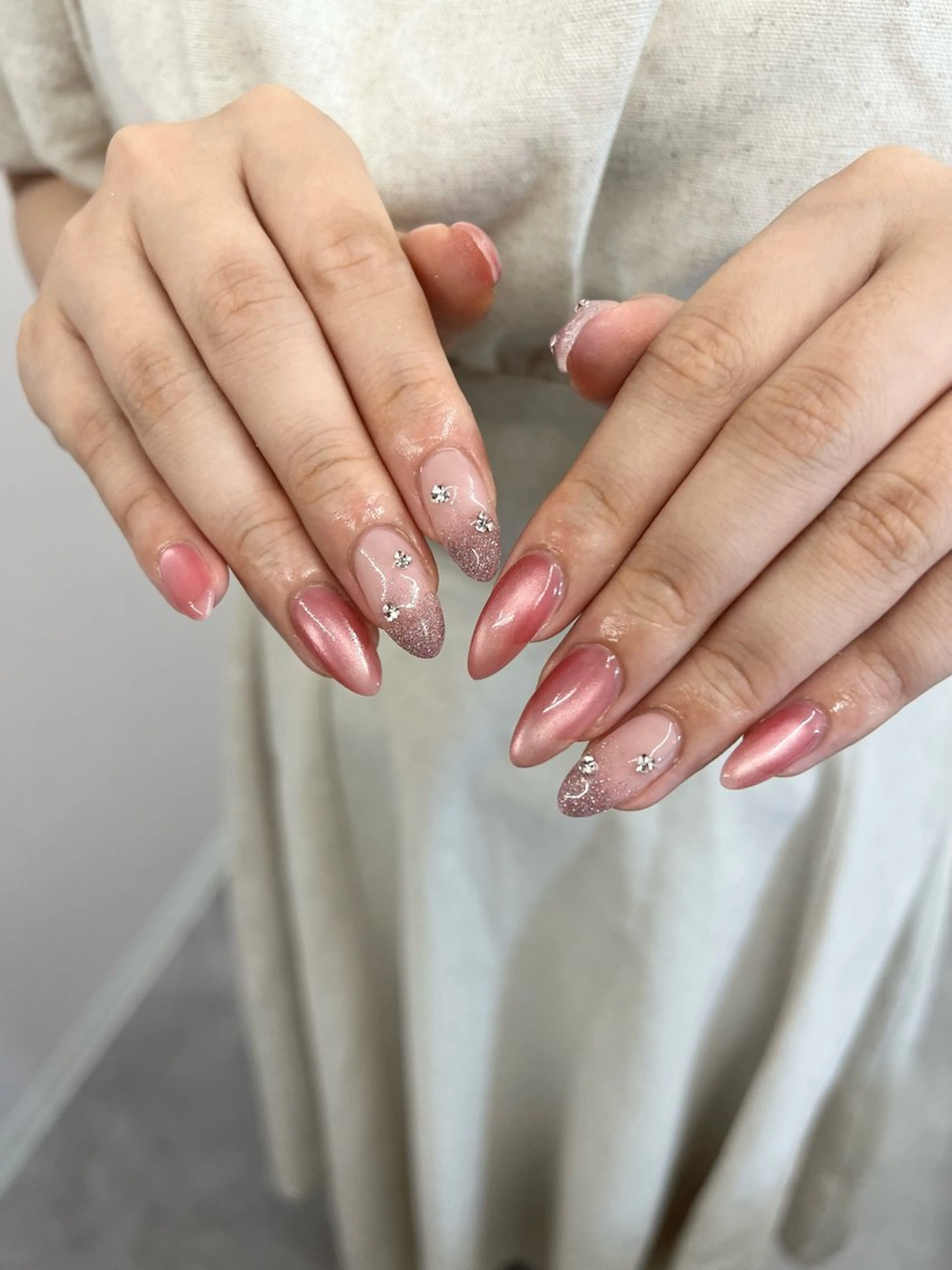 ネイル ジェルネイル グラデーション マグネットネイル ニュアンスネイル パラジェル ハンドネイル ハンドケア Bana_ Nailのネイルデザイン