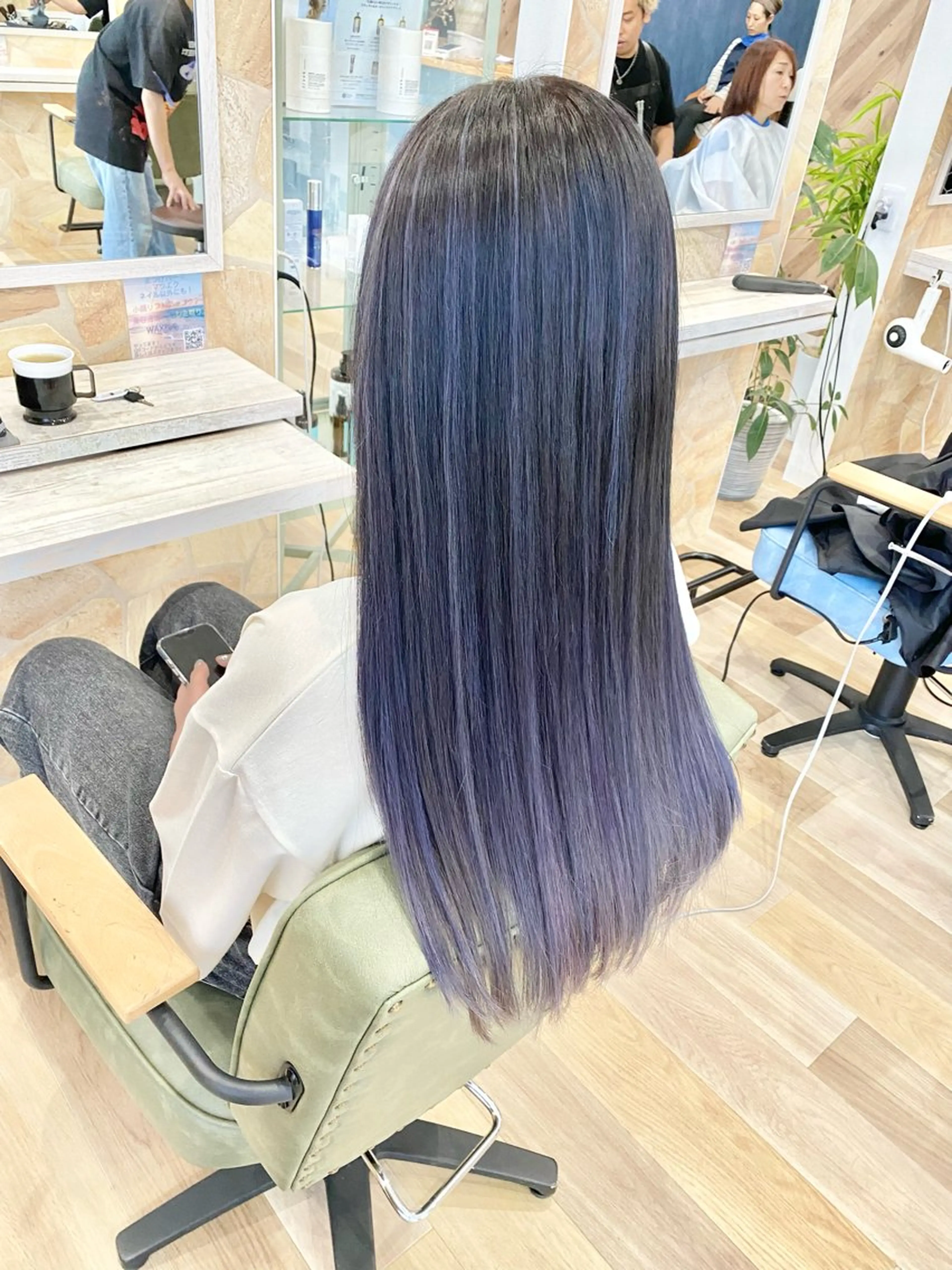 ロング ケアブリーチ 黒瀬有汰のヘアスタイル