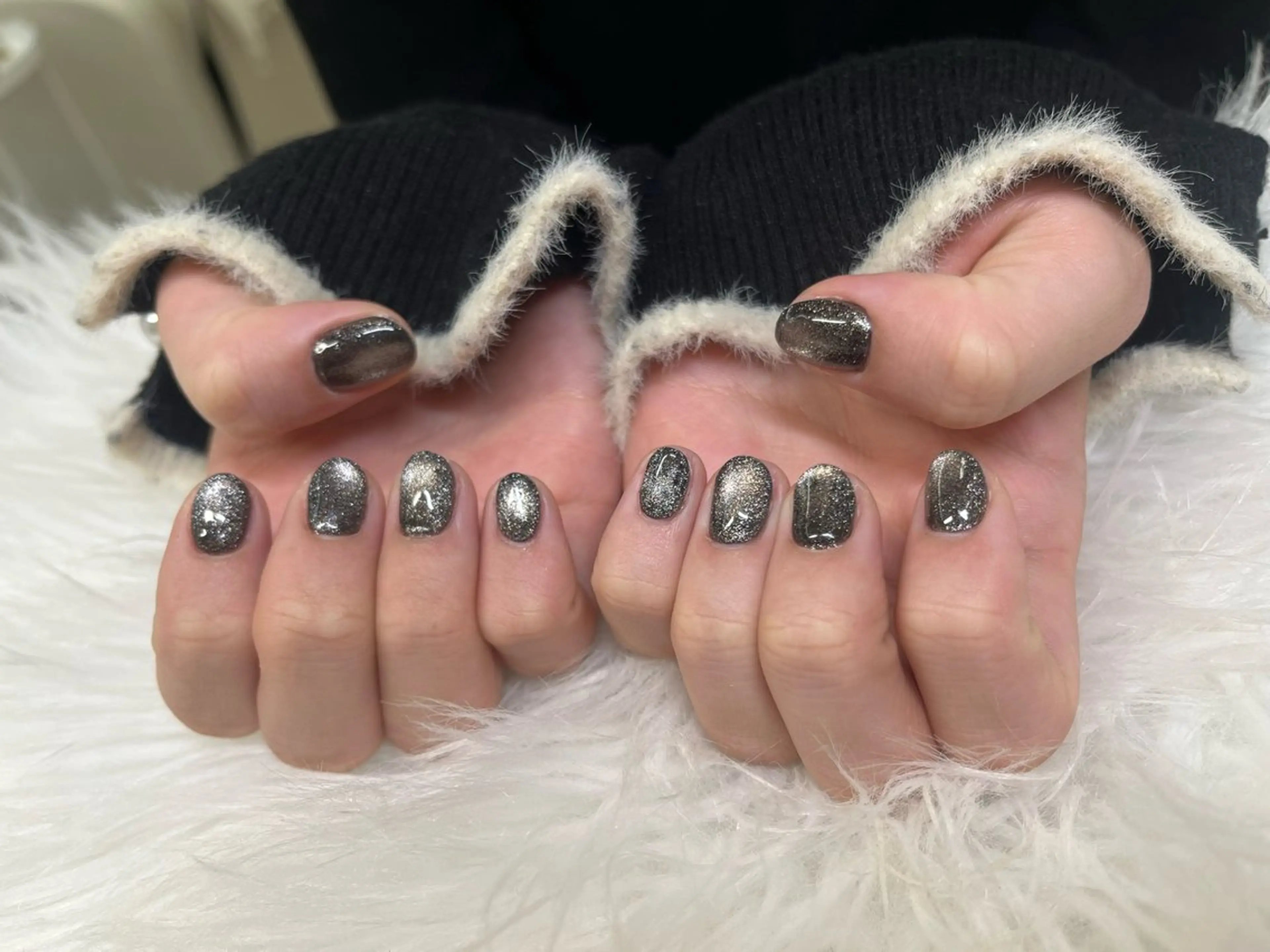 ネイル フラッシュネイル キラキラネイル ラメ(グリッター) マグネットネイル ワンカラーネイル chai 上本町 sakuraのネイルデザイン