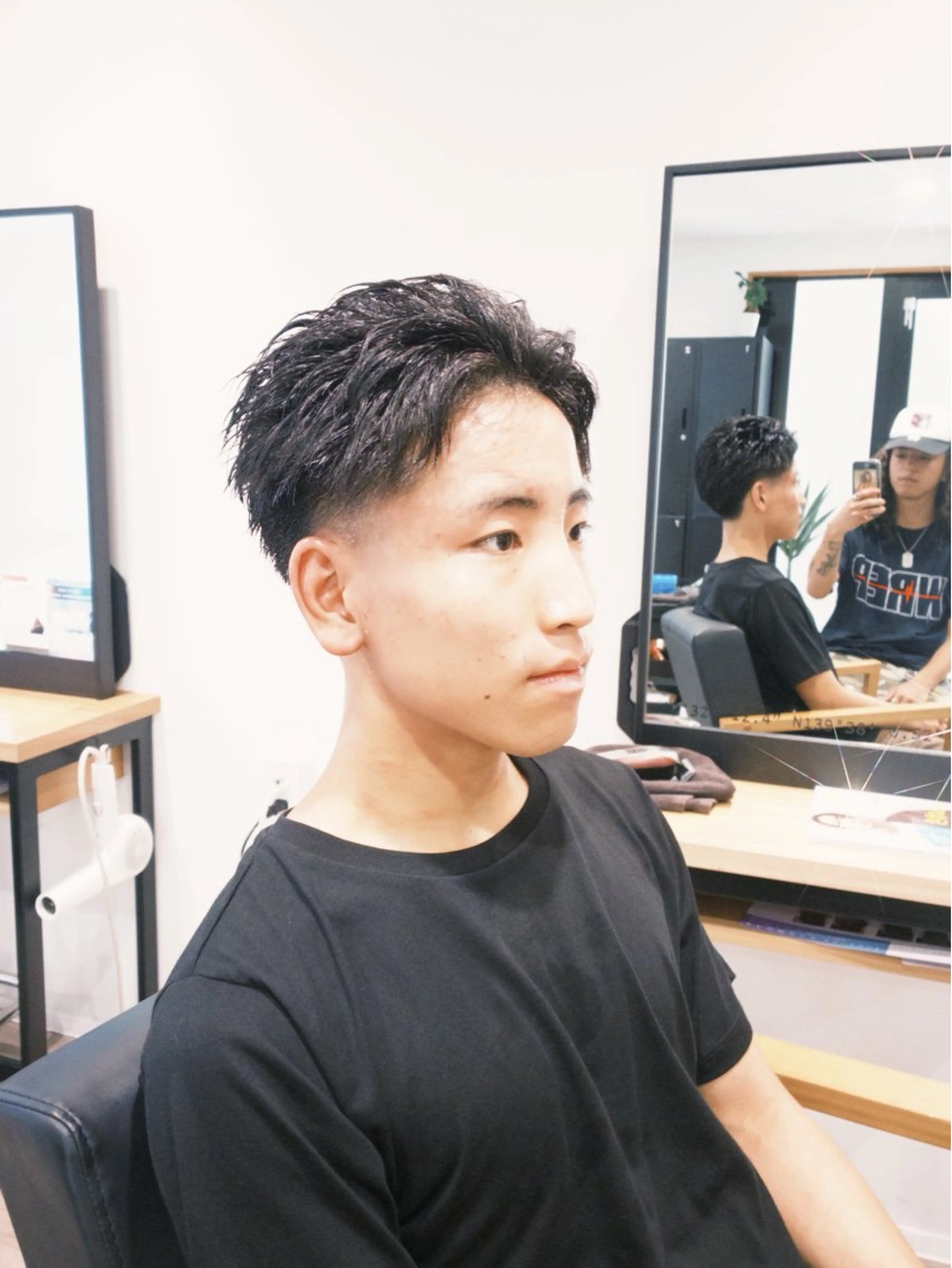 ショート メンズ フェードカット スパイキーショート ショートヘア FJ Kaminokeのヘアスタイル