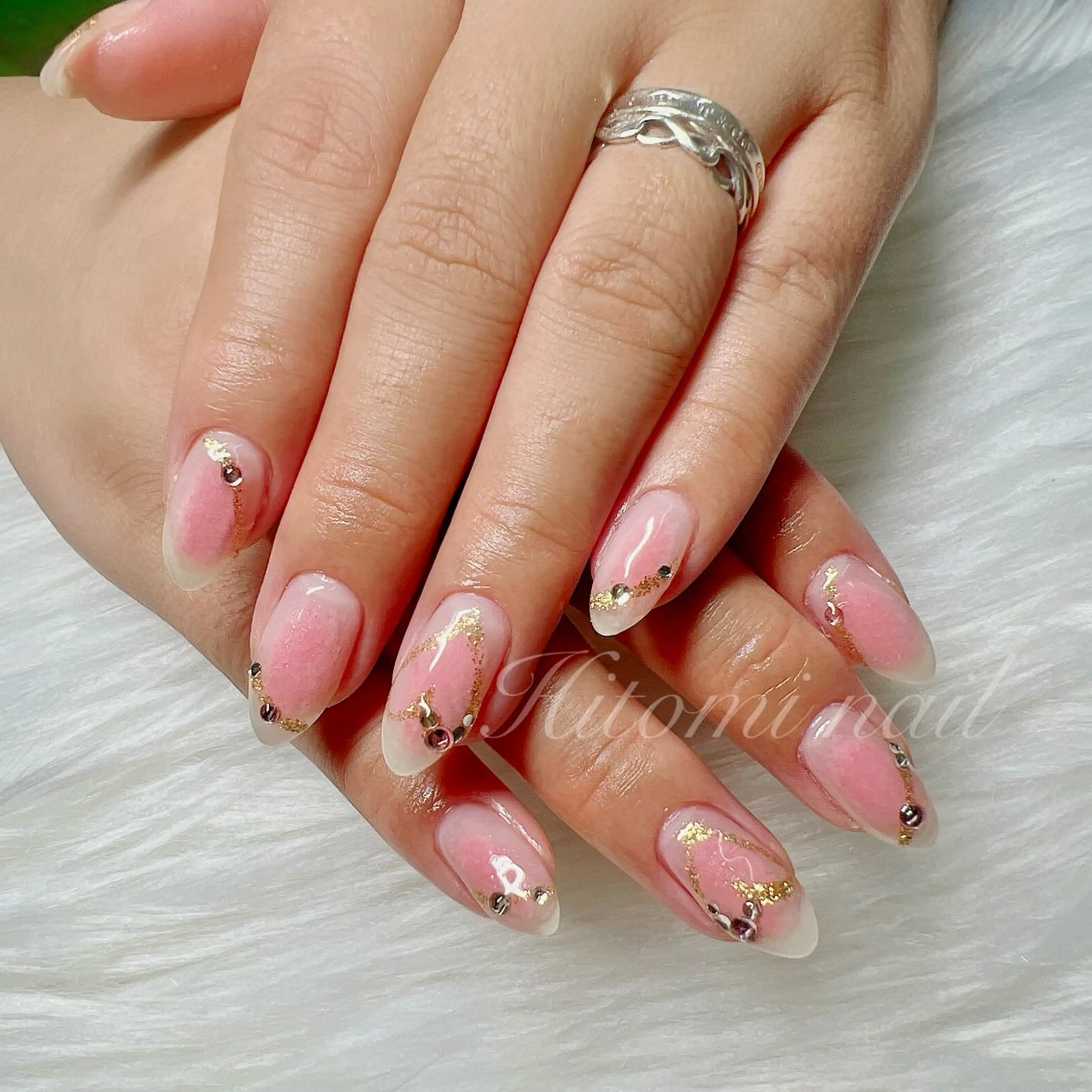 ネイル 大澤 瞳のネイルデザイン