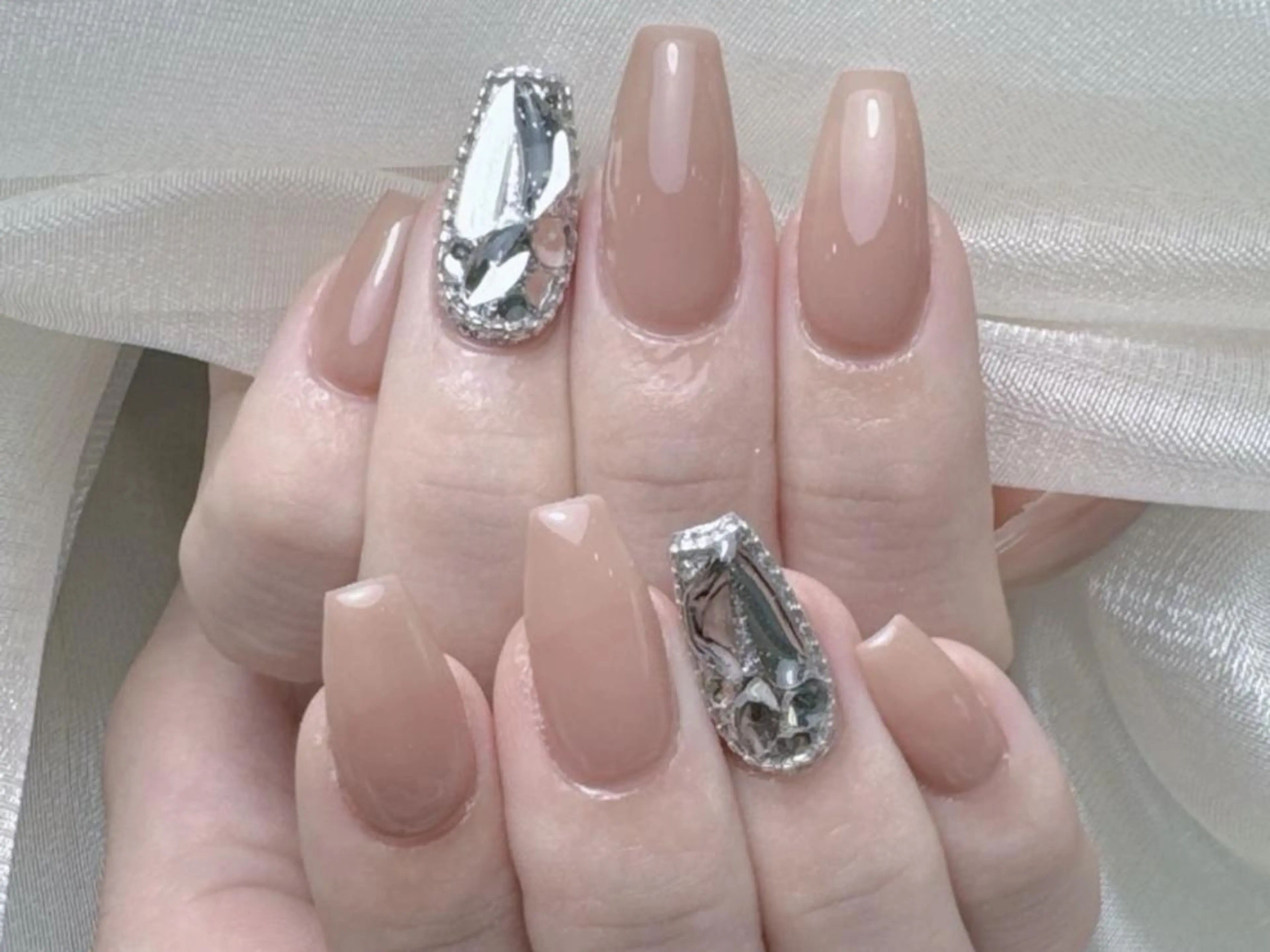 メンズ ネイル アートネイル フレンチネイル ジェルネイル キラキラネイル パラジェル Bloom kabukiのネイルデザイン