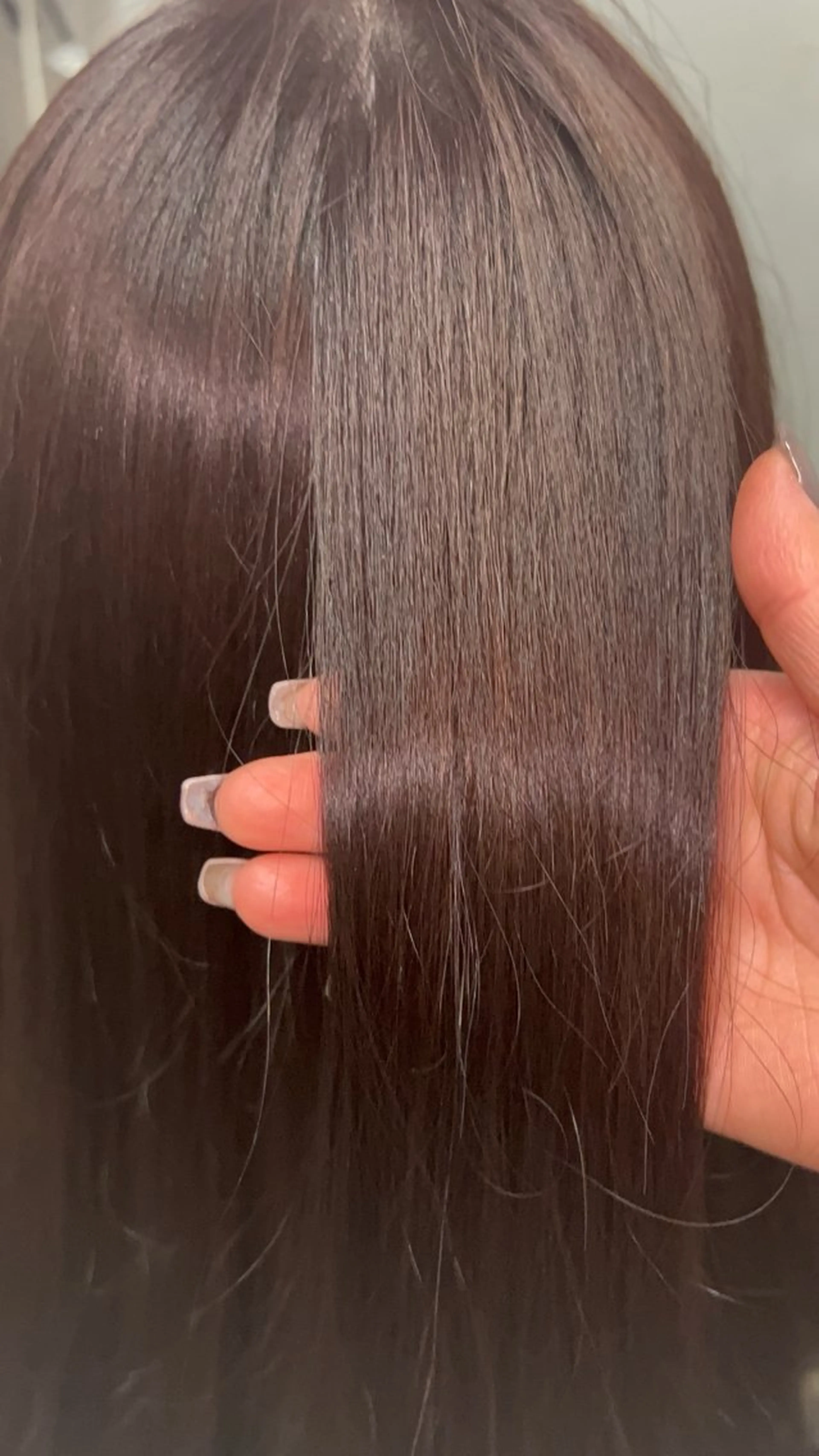 ロング カラー 佐原 恵利香のヘアスタイル