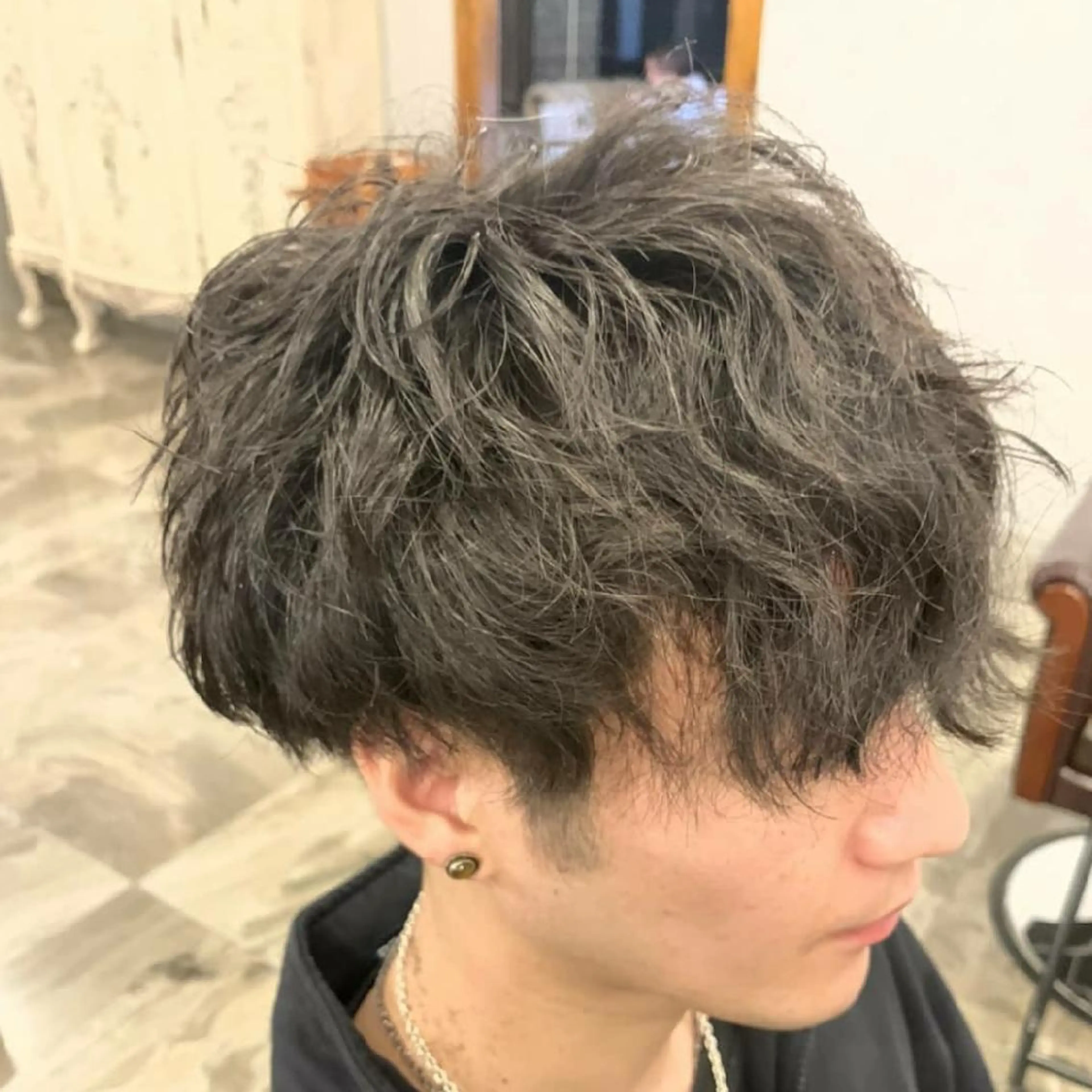 メンズ メンズパーマ 山崎 絹人のヘアスタイル