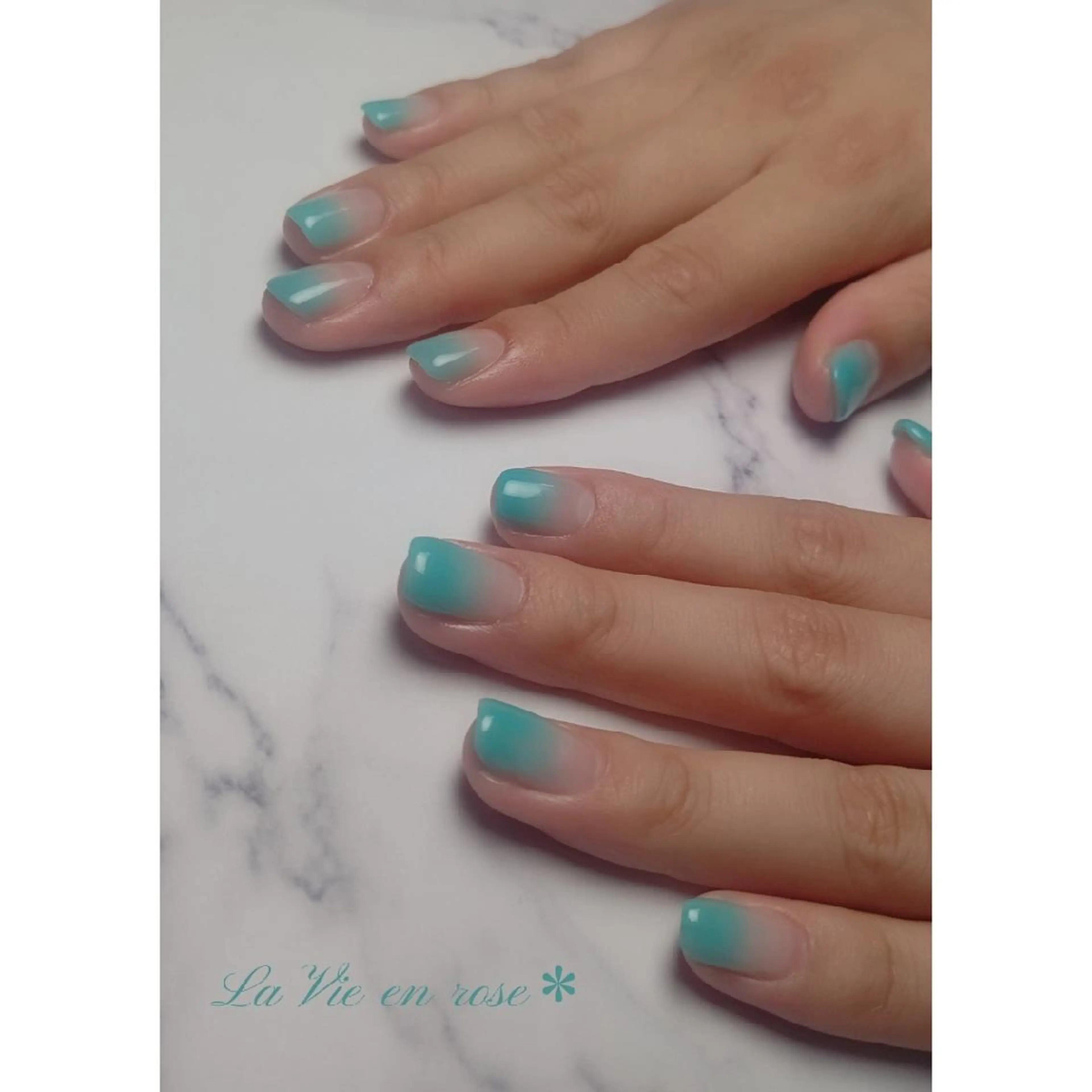 ネイル ラヴィアン ローズのネイルデザイン