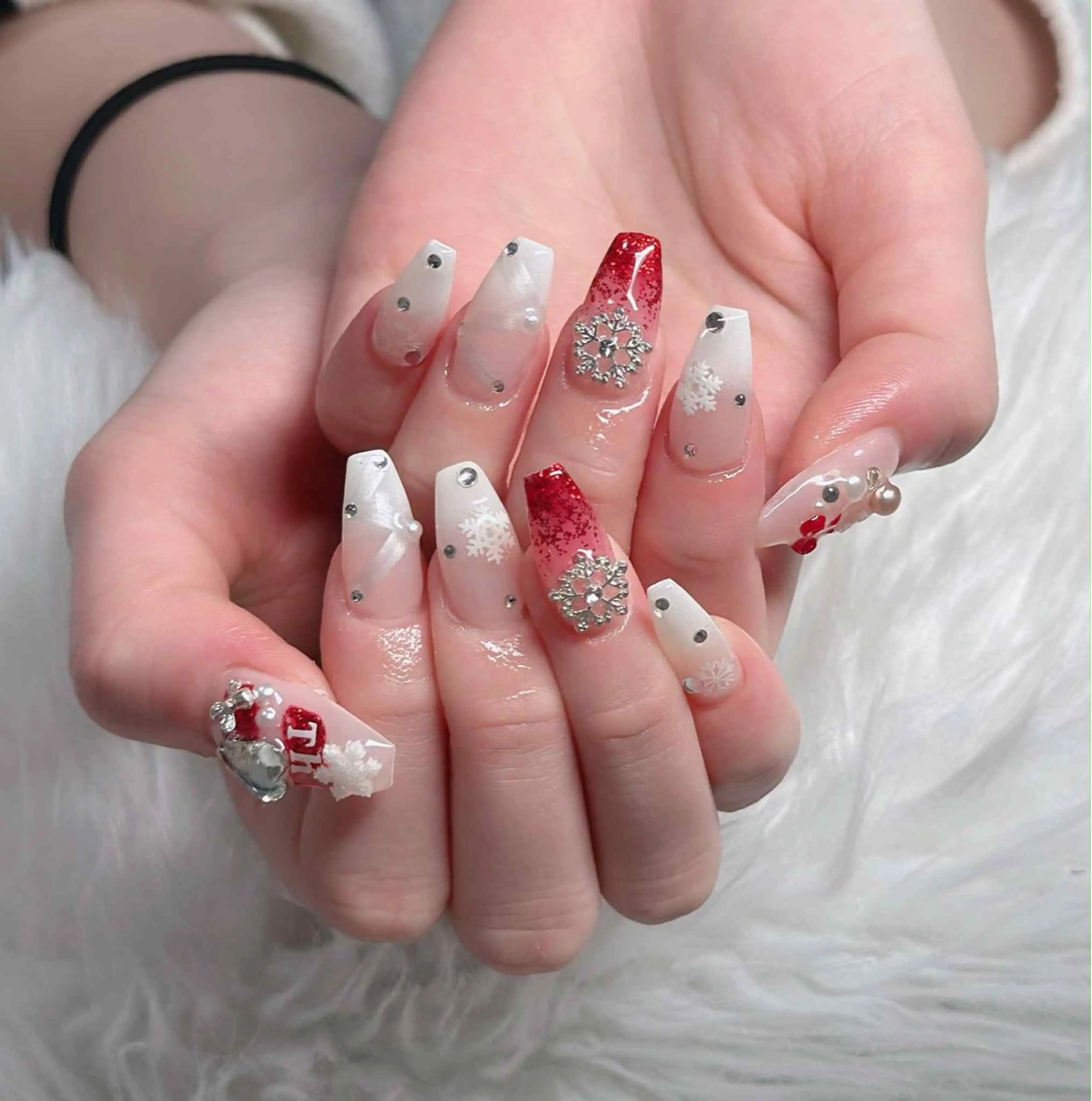 ネイル フレンチネイル ジェルネイル ガラスフレンチ ハロウィン ハート ハンドネイル H.baby Nail Salonのネイルデザイン