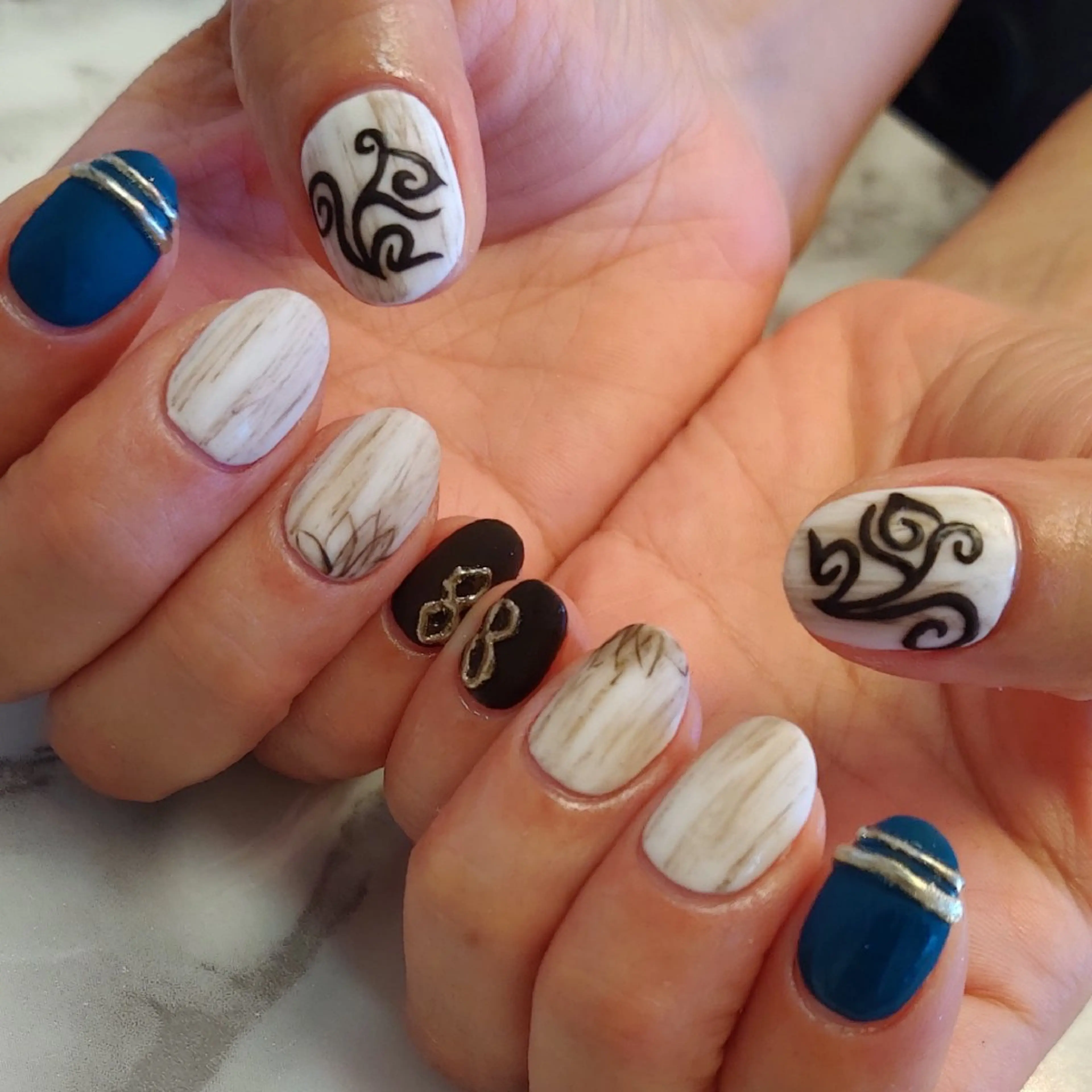 ネイル ジェヌインネイル 河内のネイルデザイン