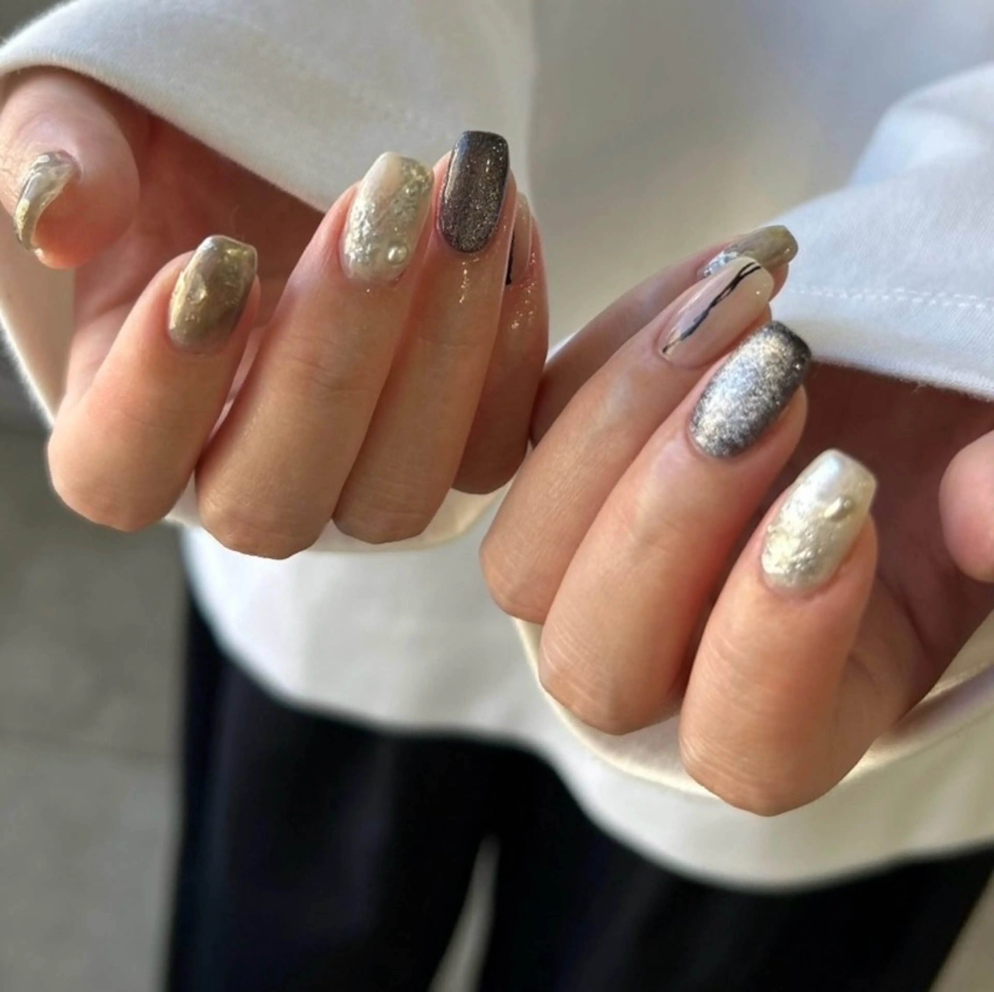 ネイル マグネットネイル ニュアンスネイル ハンドネイル nail◯ petitnanoのネイルデザイン