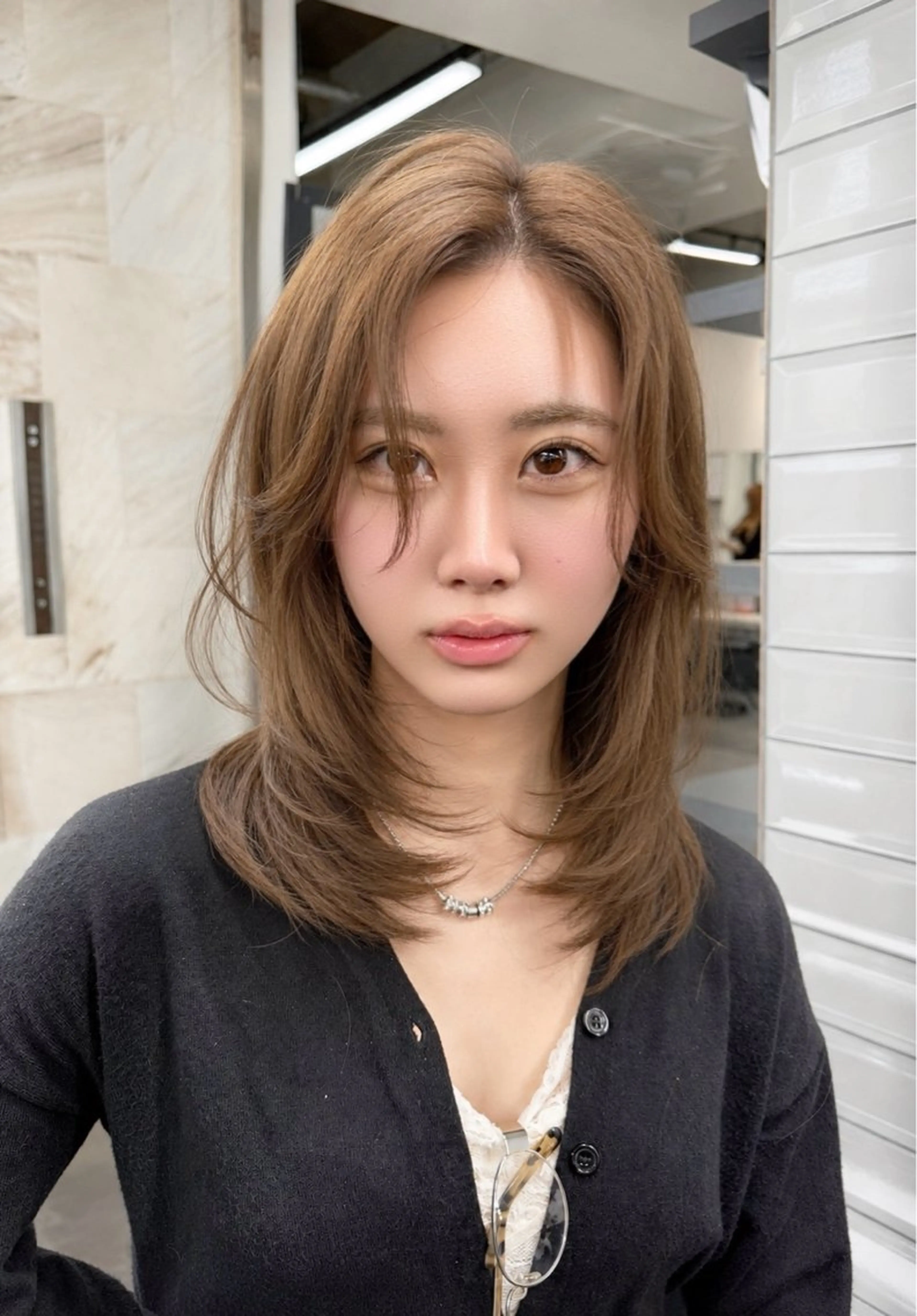 セミロング 韓国風ヘア 似合わせカット votan lilleyのヘアスタイル