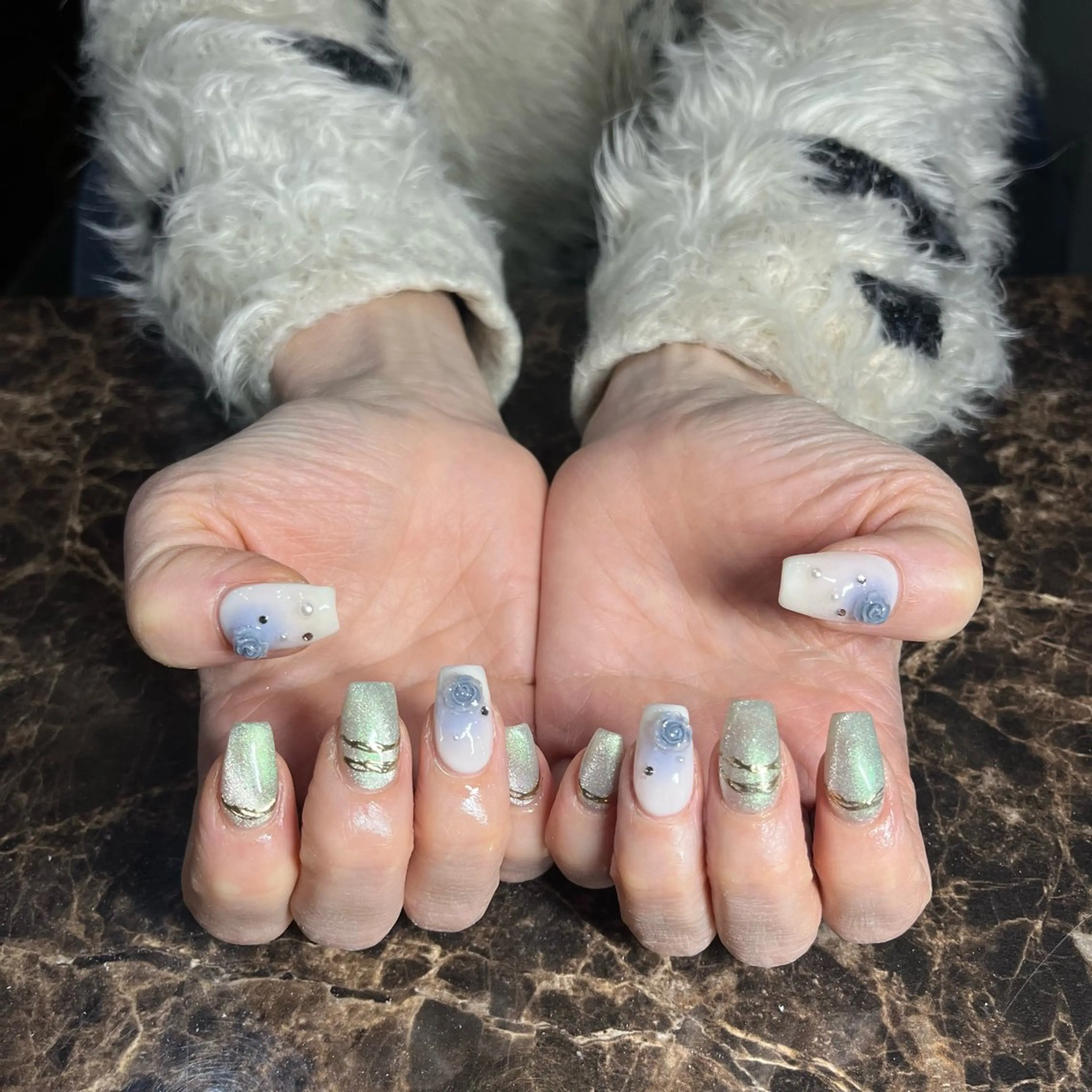 ネイル ハンドネイル IROHA nail Ami🐊🎀のネイルデザイン