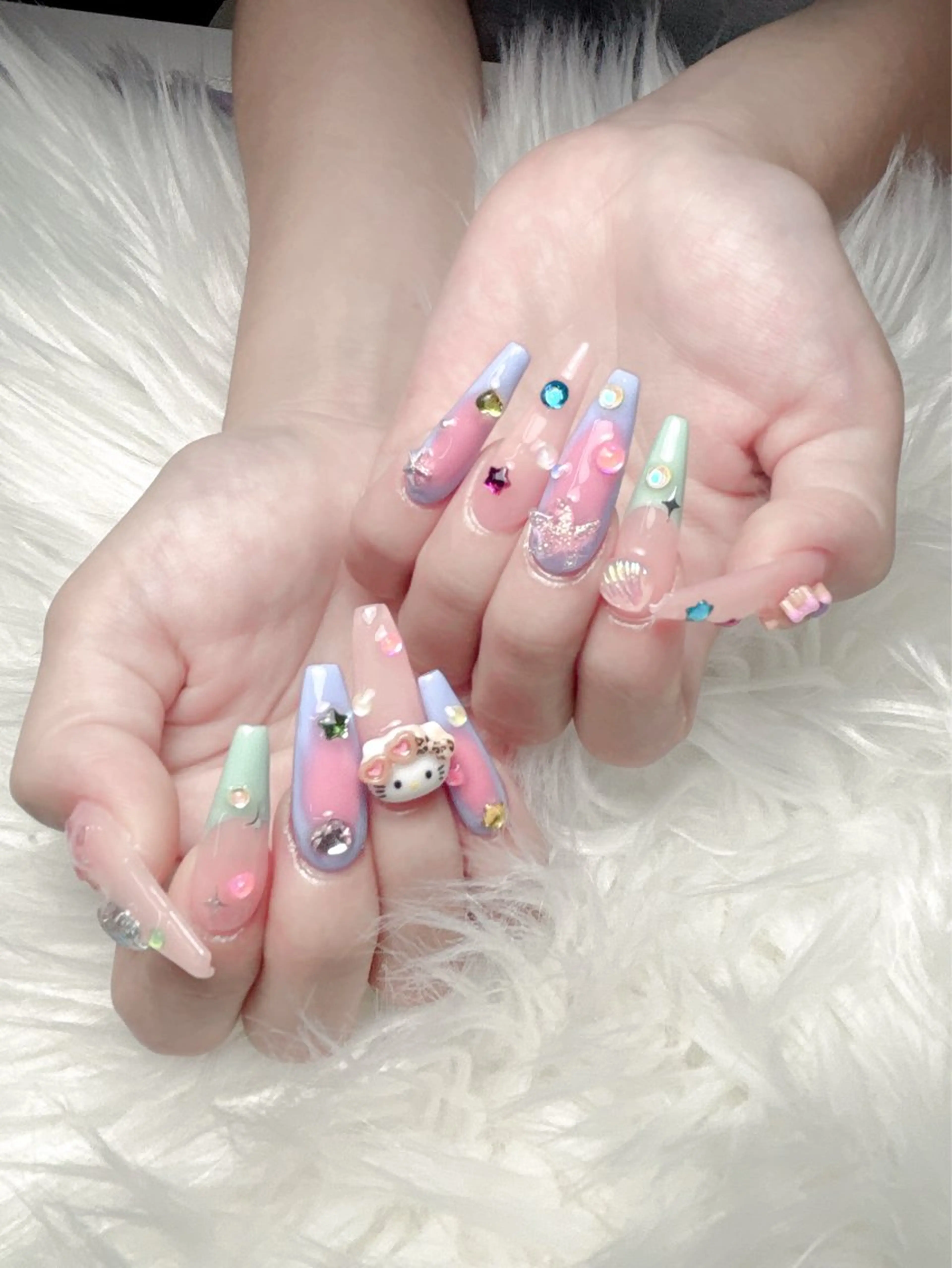 ネイル W·mai nail 関内のネイルデザイン