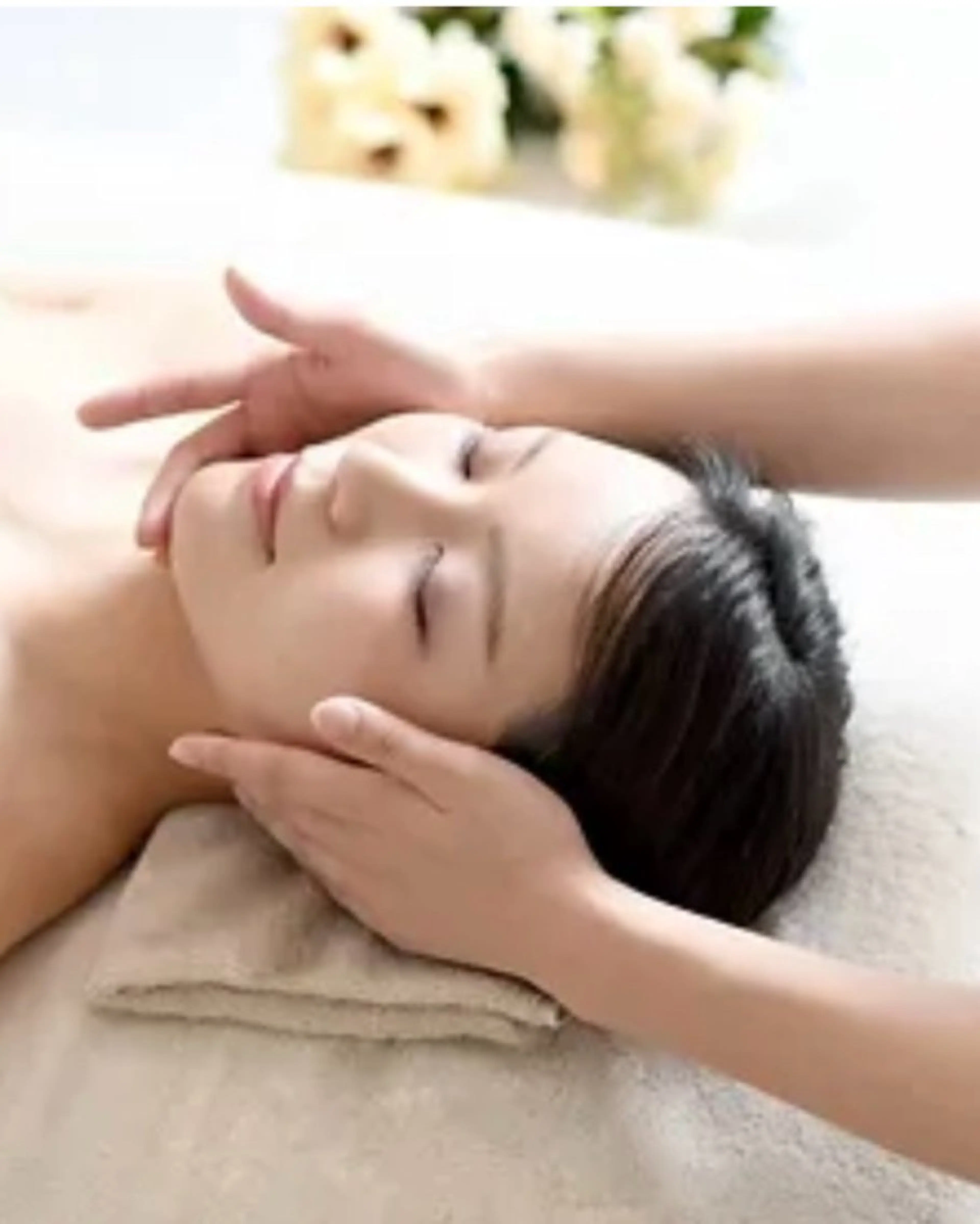 うなじ&背中脱毛セットの写真