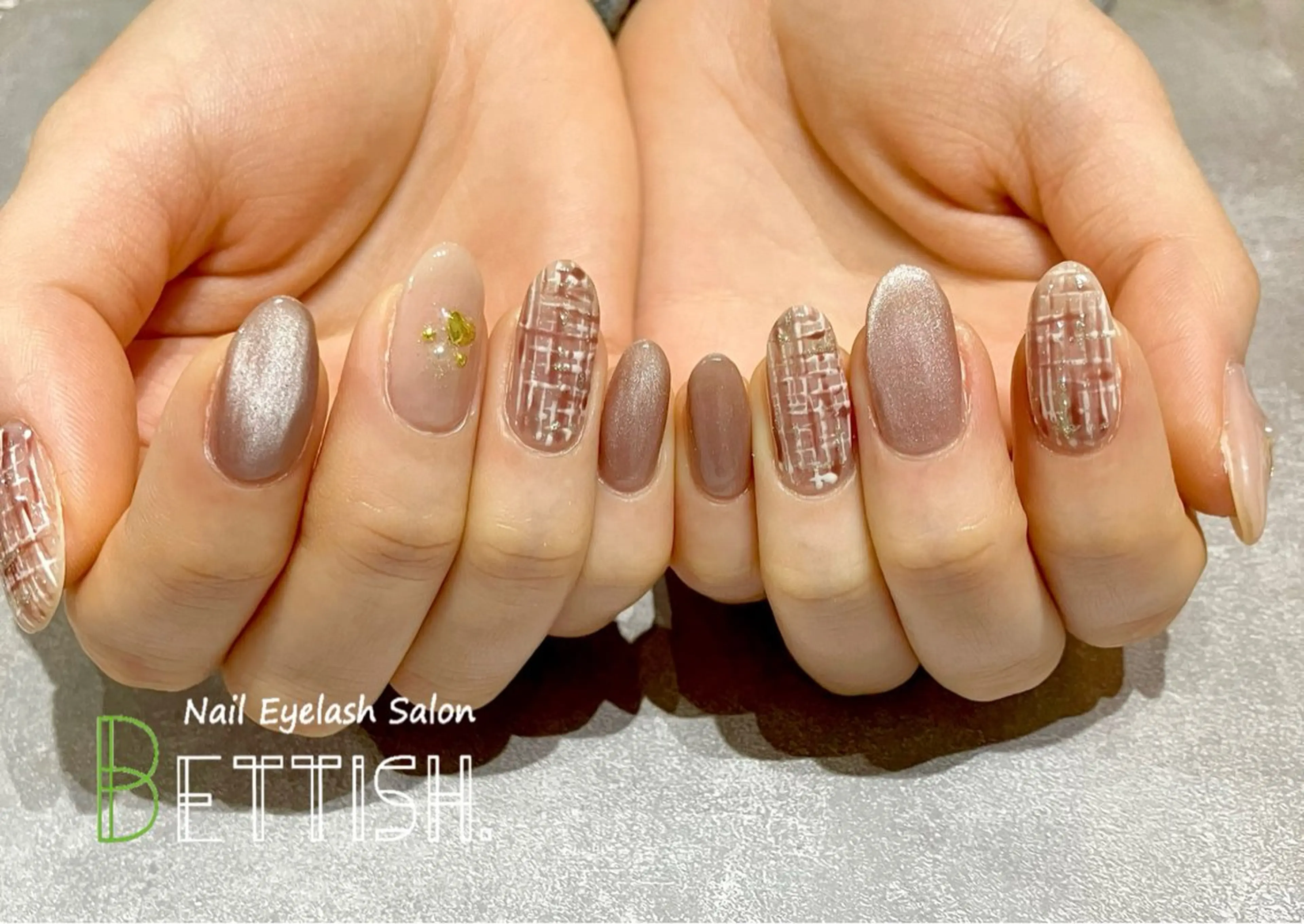 ネイル ツイードネイル BETTISH. KUMIKO☺︎︎のネイルデザイン