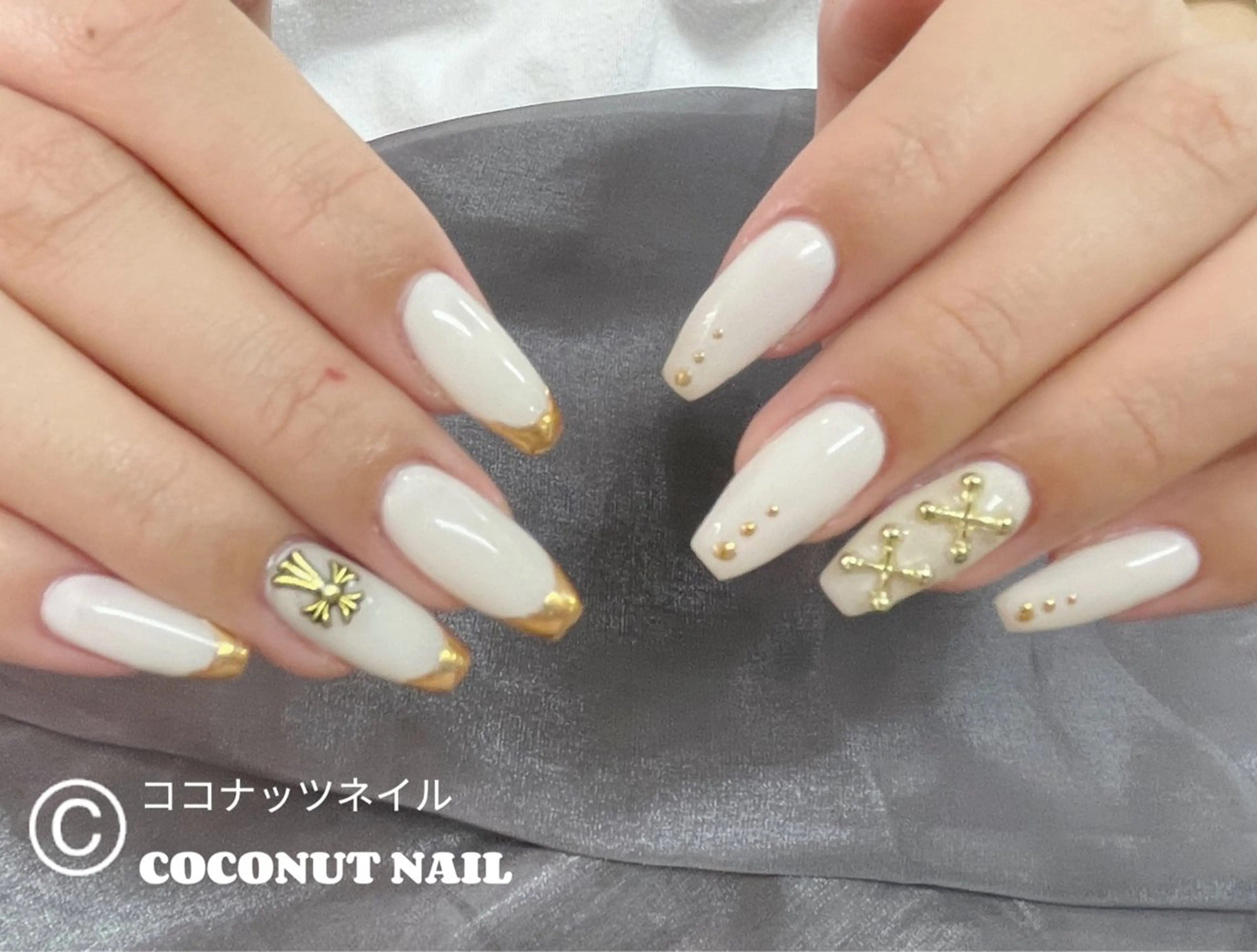 ネイル べっ甲ネイル フレンチネイル キラキラネイル マグネットネイル 大理石ネイル(マーブル) ハンドネイル 神田 ココナッツのネイルデザイン