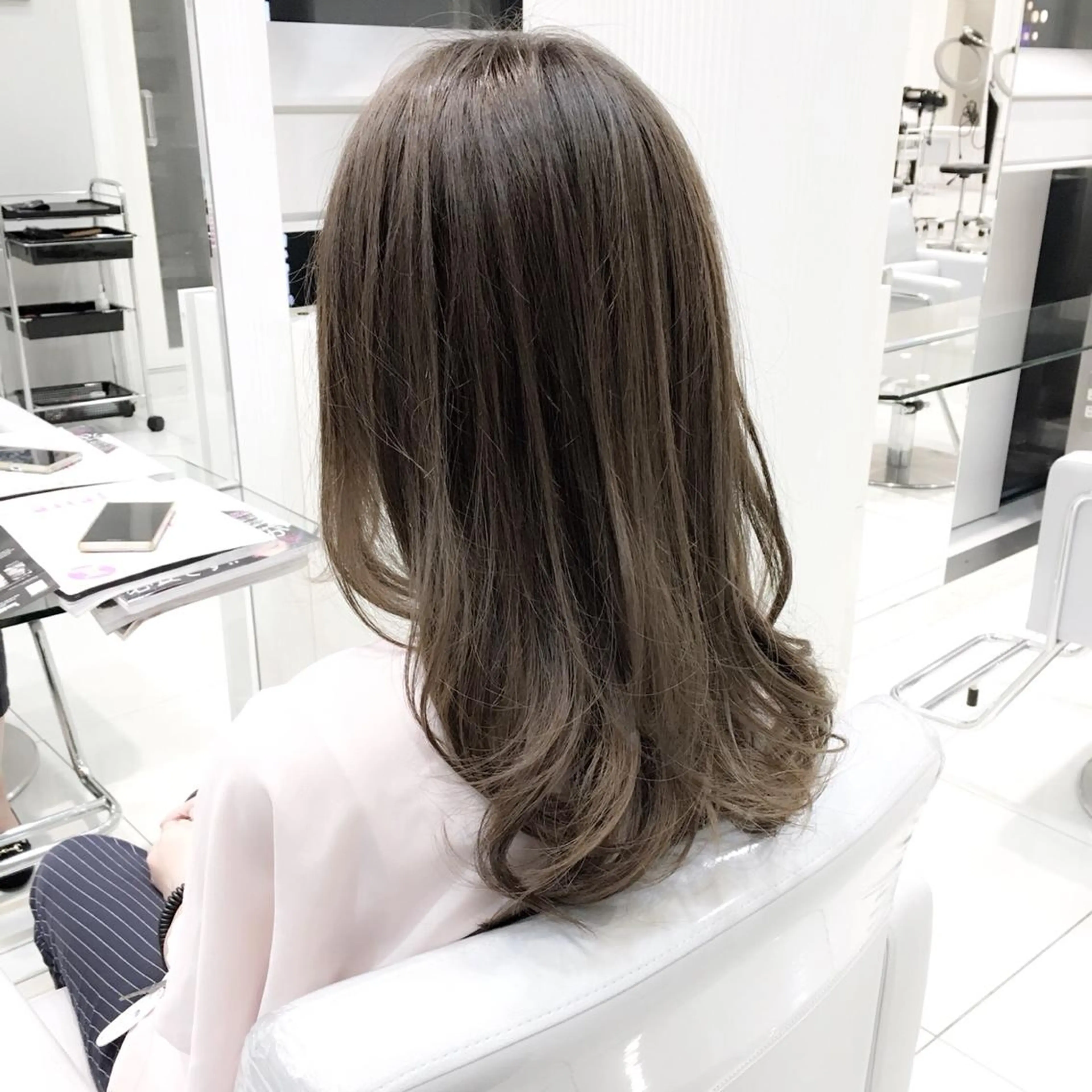 ロング カラー ベージュカラー ハイライトカラー オリーブベージュ ハイライト 縮毛矯正/髪質改善 /ブリーチ/東陽町✨のヘアスタイル