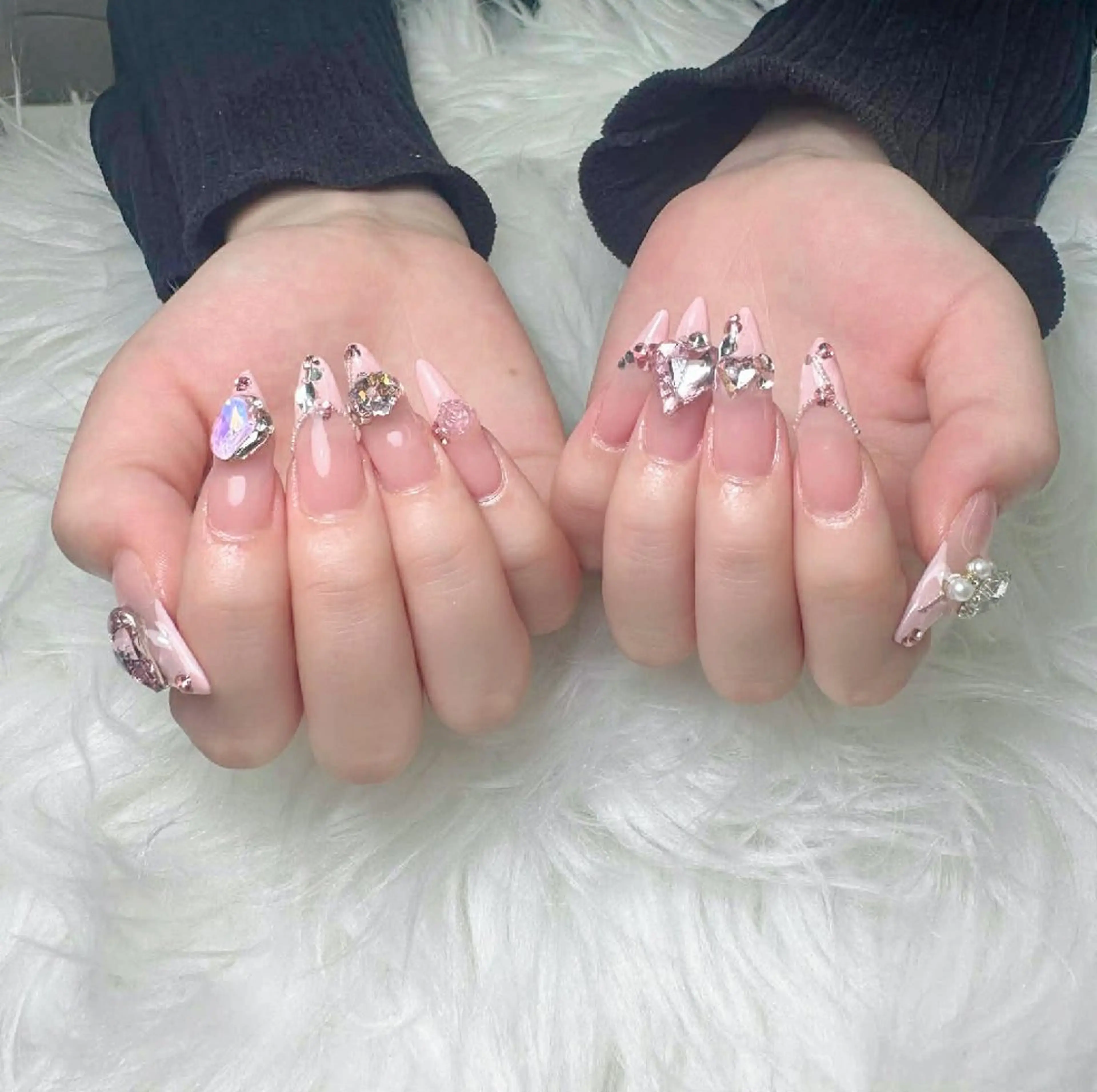 ネイル フットネイル ジェルネイル 韓国ネイル マグネットネイル 持ち込み ハンドネイル King  Nail Hanaのネイルデザイン