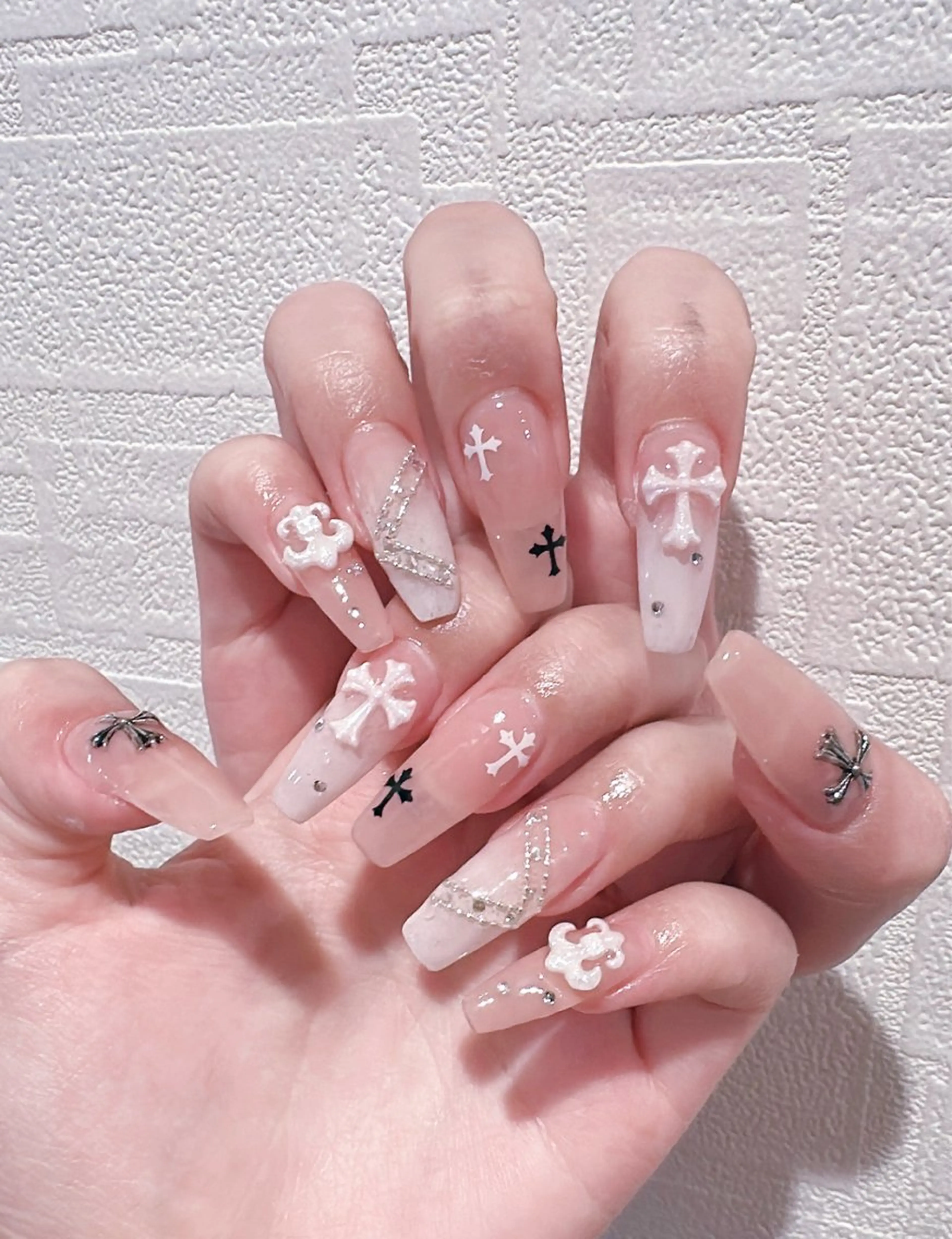 ネイル ハンドネイル Luvia Ginzaのネイルデザイン